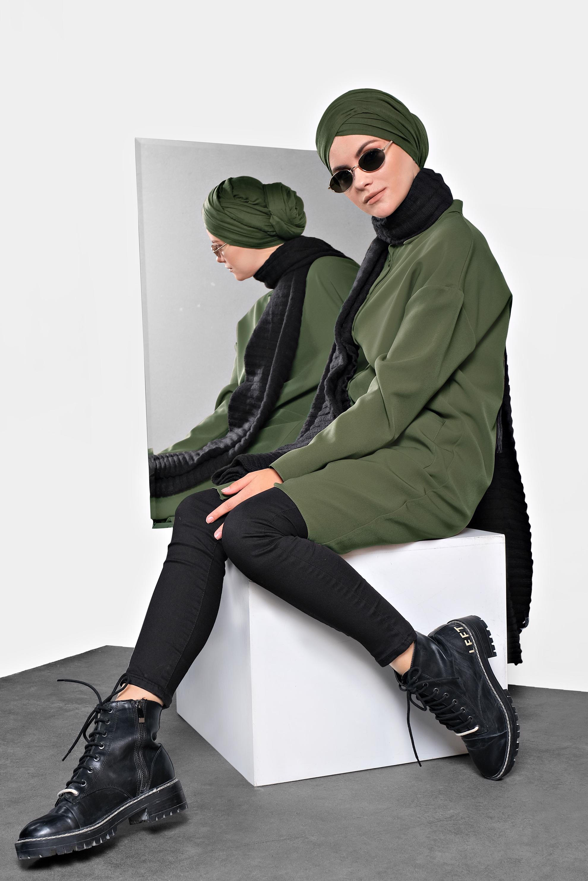 Tesettür giyim HAKİ BASKILI DÜĞMELİ TUNİK 40113 