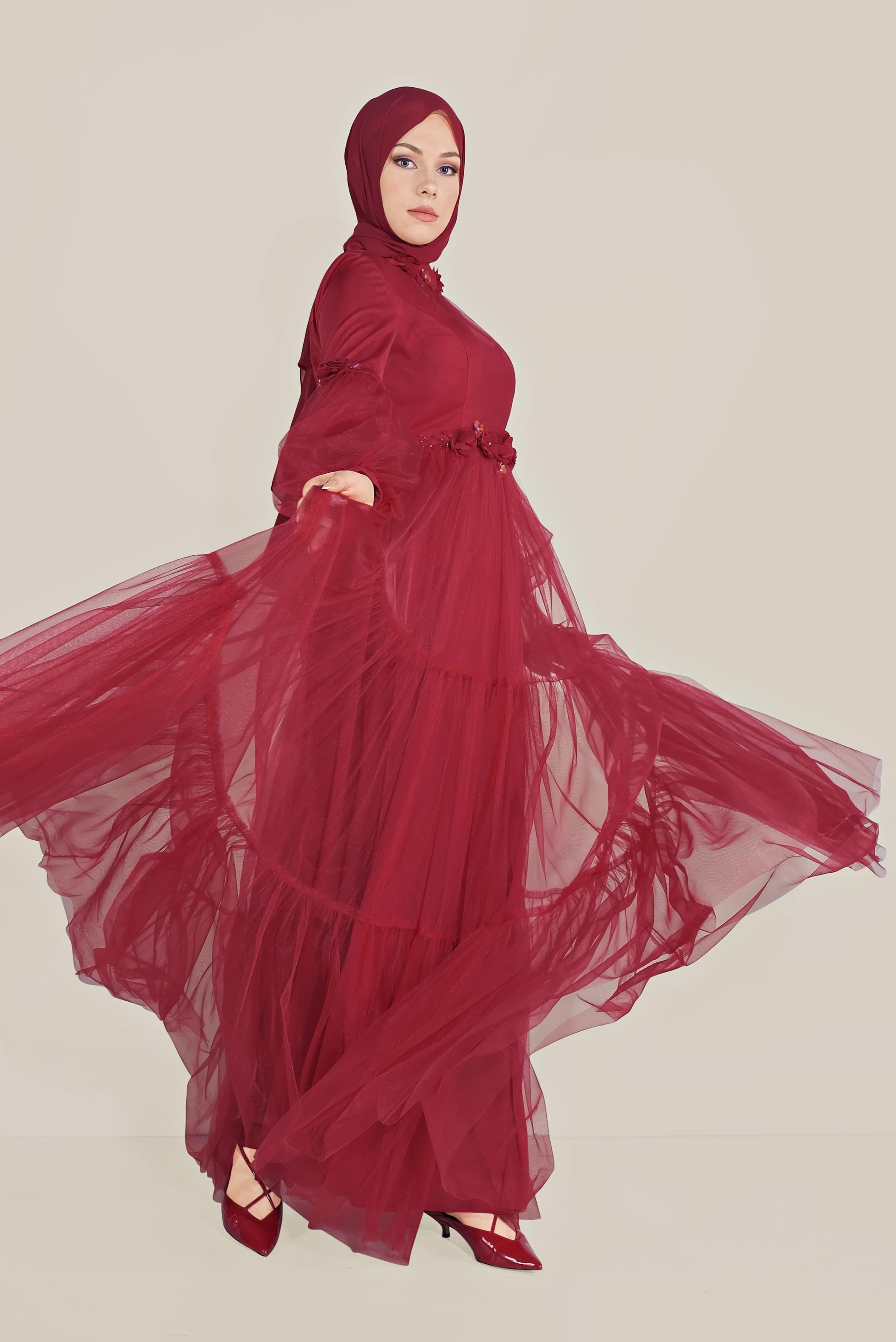 Tesettür giyim KIRMIZI ÇİÇEK DETAYLI TÜL ABİYE ELBİSE 50006