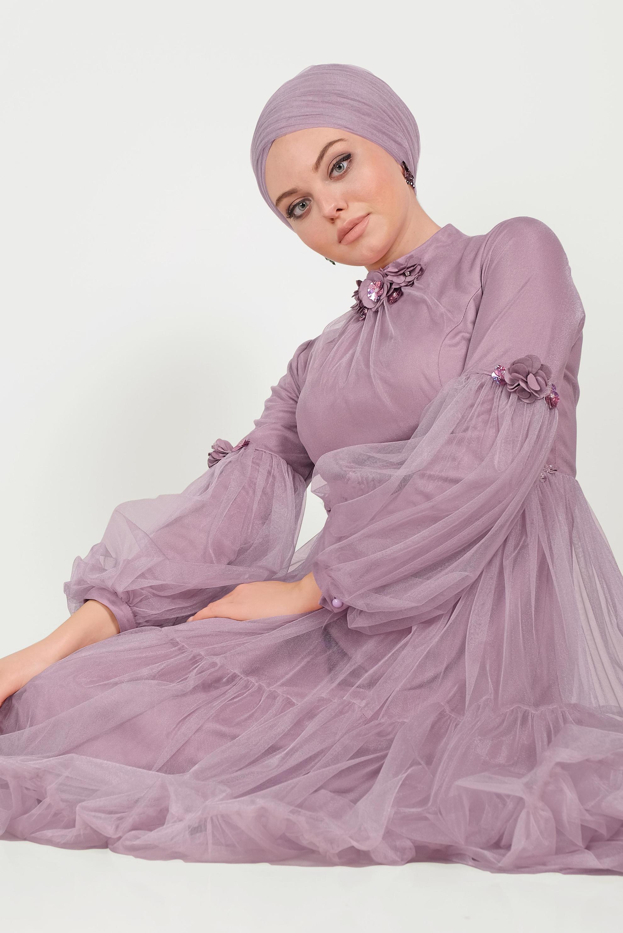 Tesettür giyim MOR ÇİÇEK DETAYLI TÜL ABİYE ELBİSE 50006