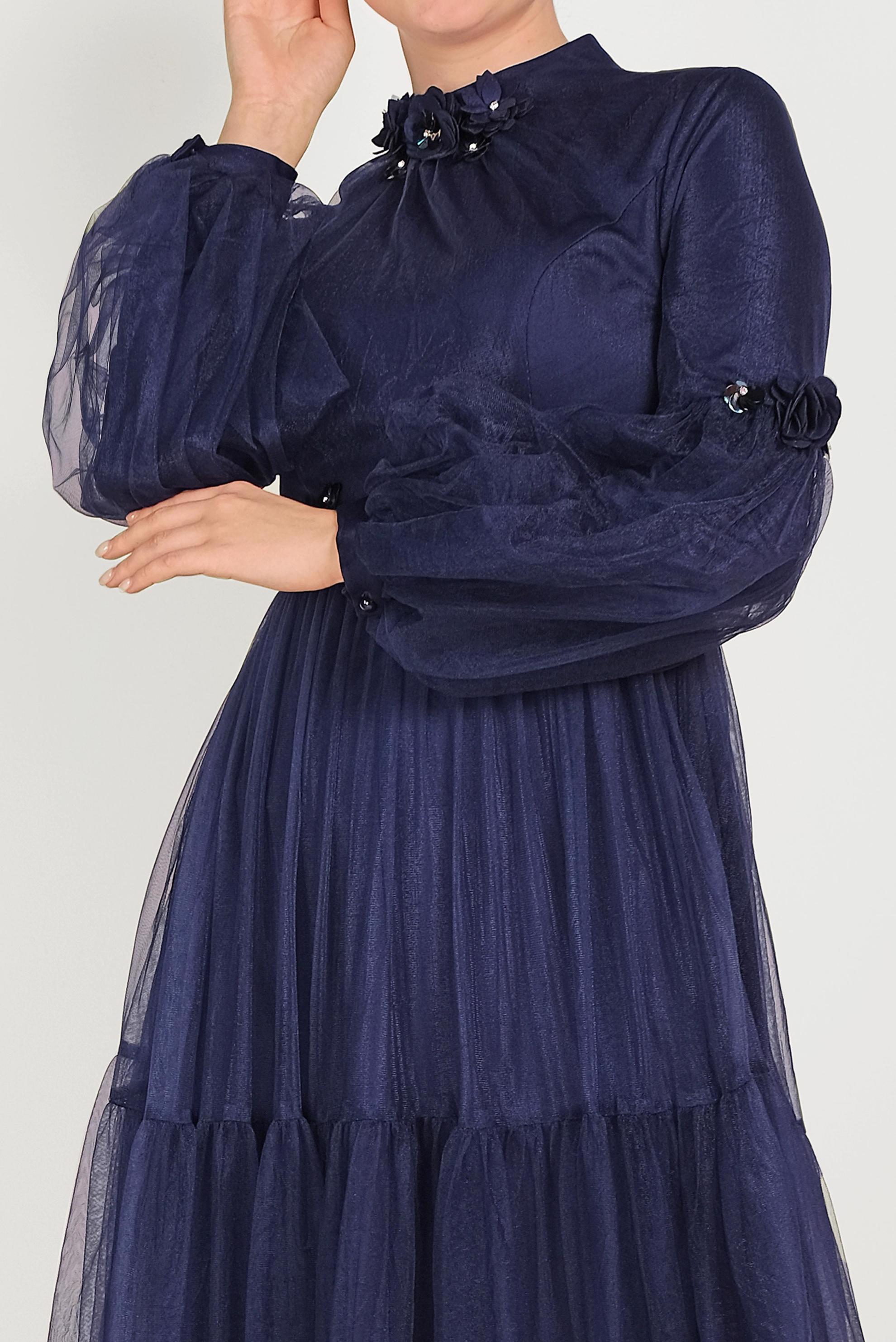 Tesettür giyim LACİVERT ÇİÇEK DETAYLI TÜL ABİYE ELBİSE 50006