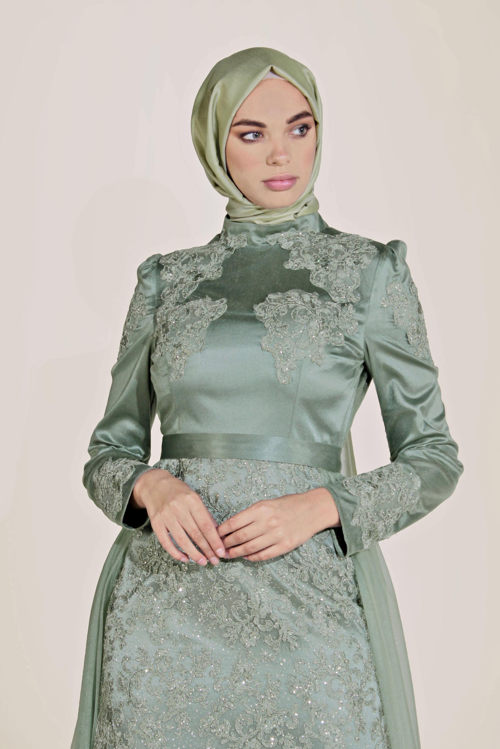 Tesettür giyim YEŞİL GÜPÜR DETAYLI ABİYE ELBİSE 50010