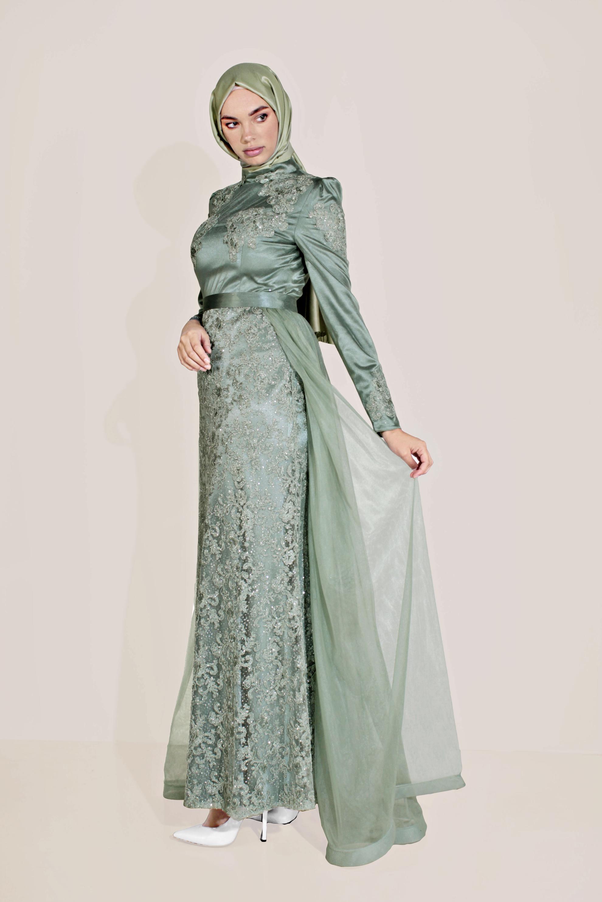 Tesettür giyim YEŞİL GÜPÜR DETAYLI ABİYE ELBİSE 50010