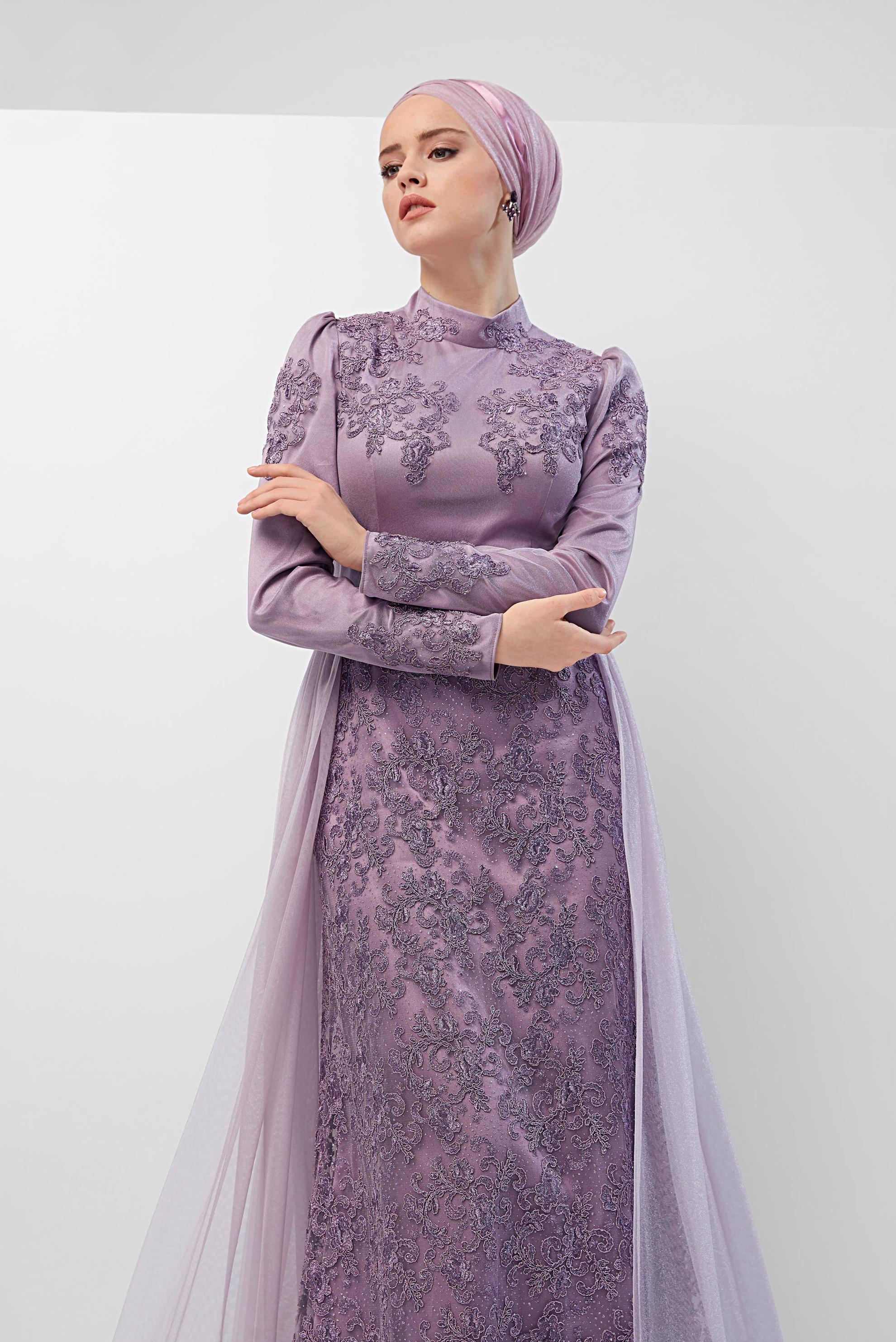 Tesettür giyim MOR GÜPÜR DETAYLI ABİYE ELBİSE 50010
