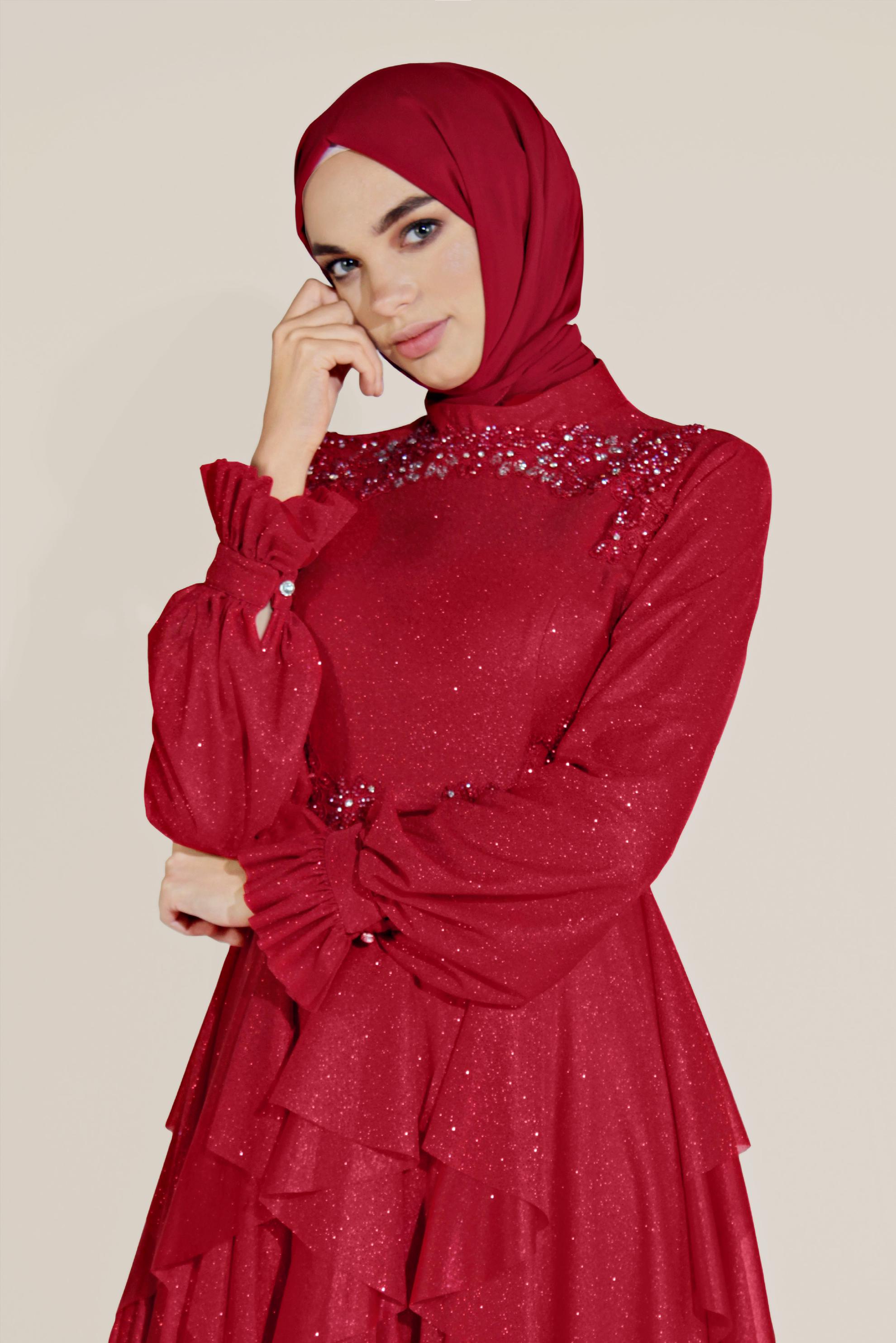 Tesettür giyim KIRMIZI BONCUKLU HAKİM YAKA FIRFIRLI ELBİSE 50018