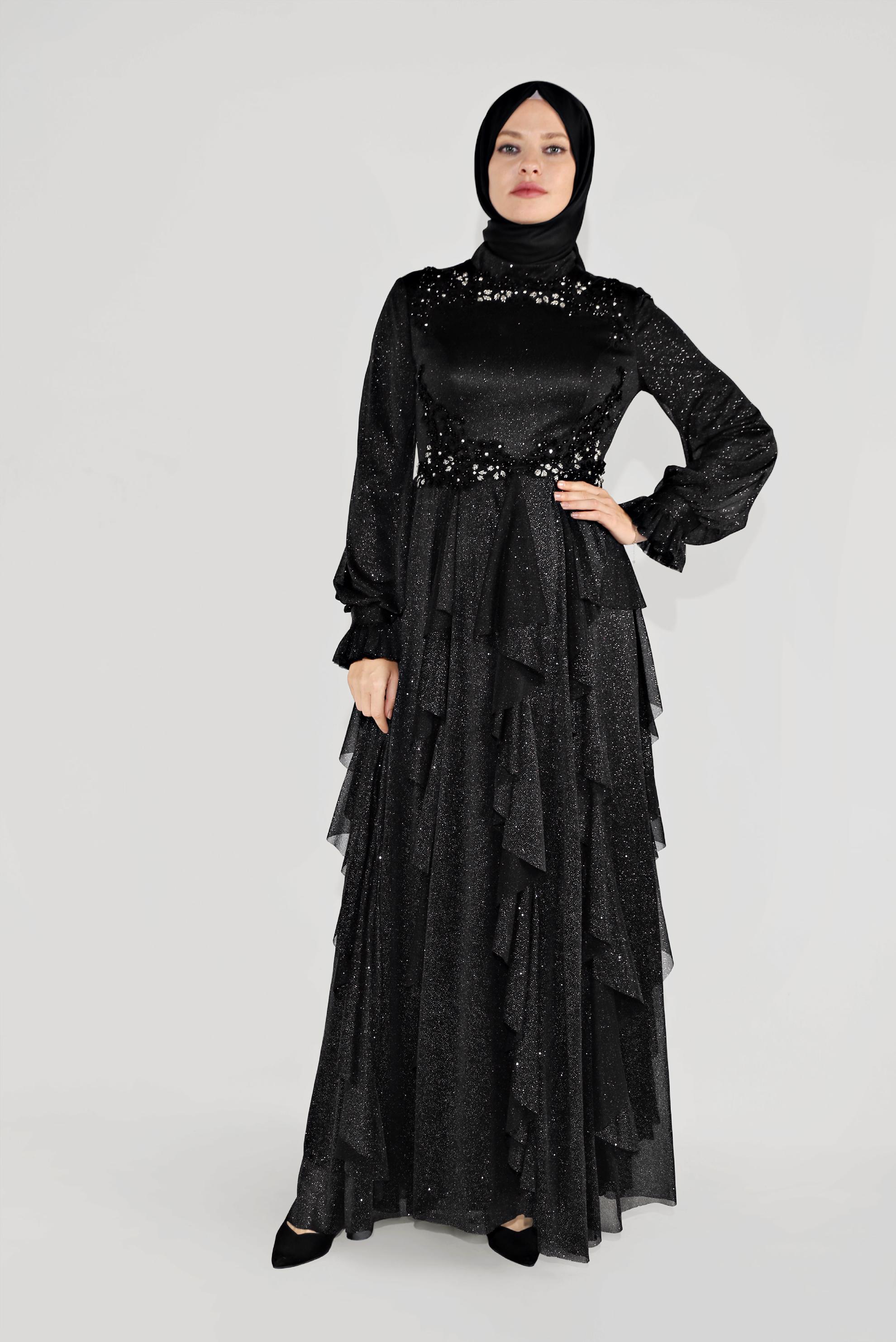 Tesettür giyim SİYAH BONCUKLU HAKİM YAKA FIRFIRLI ELBİSE 50018