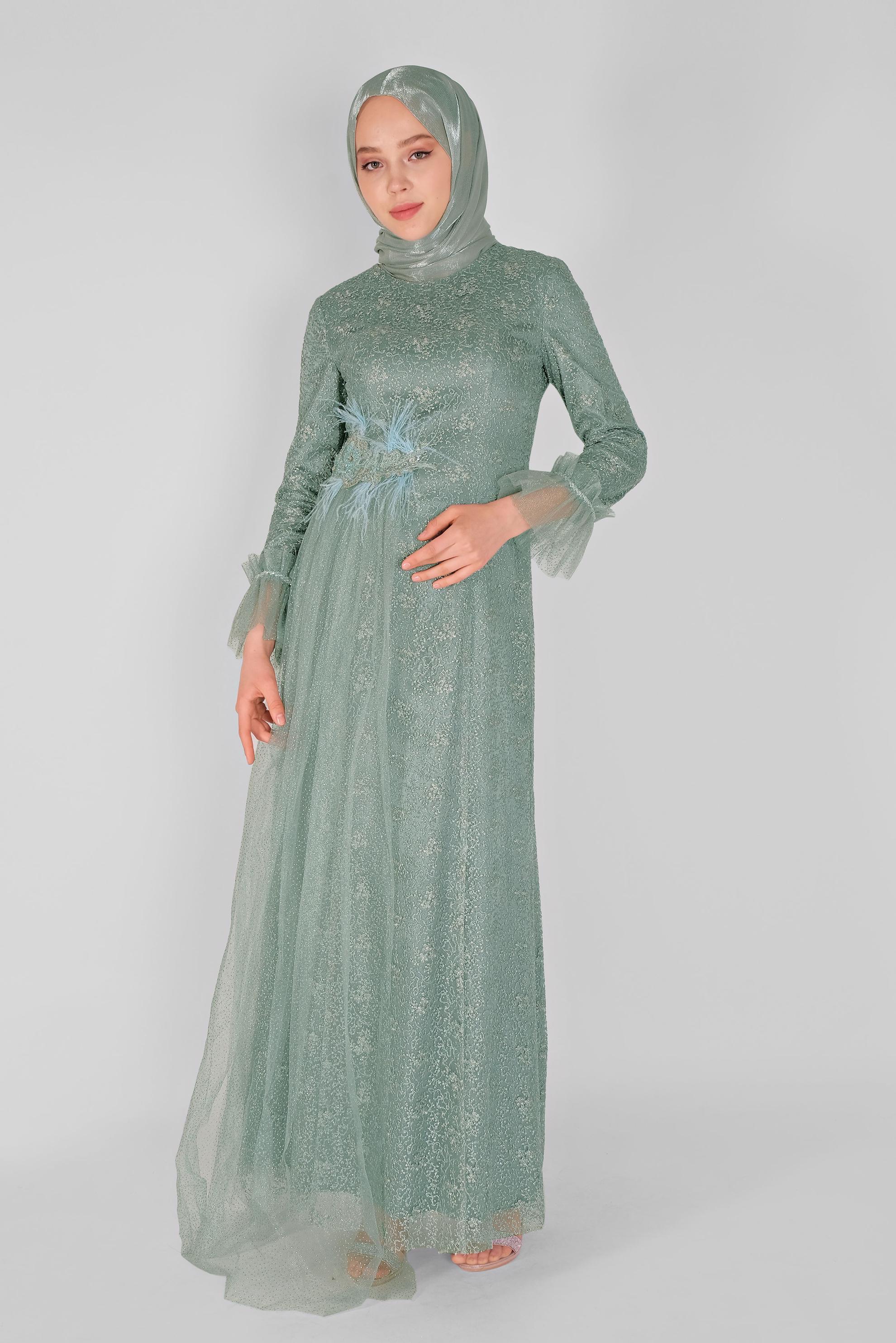Tesettür giyim YEŞİL BONCUK İŞLEMELİ TÜY DETAYLI ABİYE ELBİSE 50022