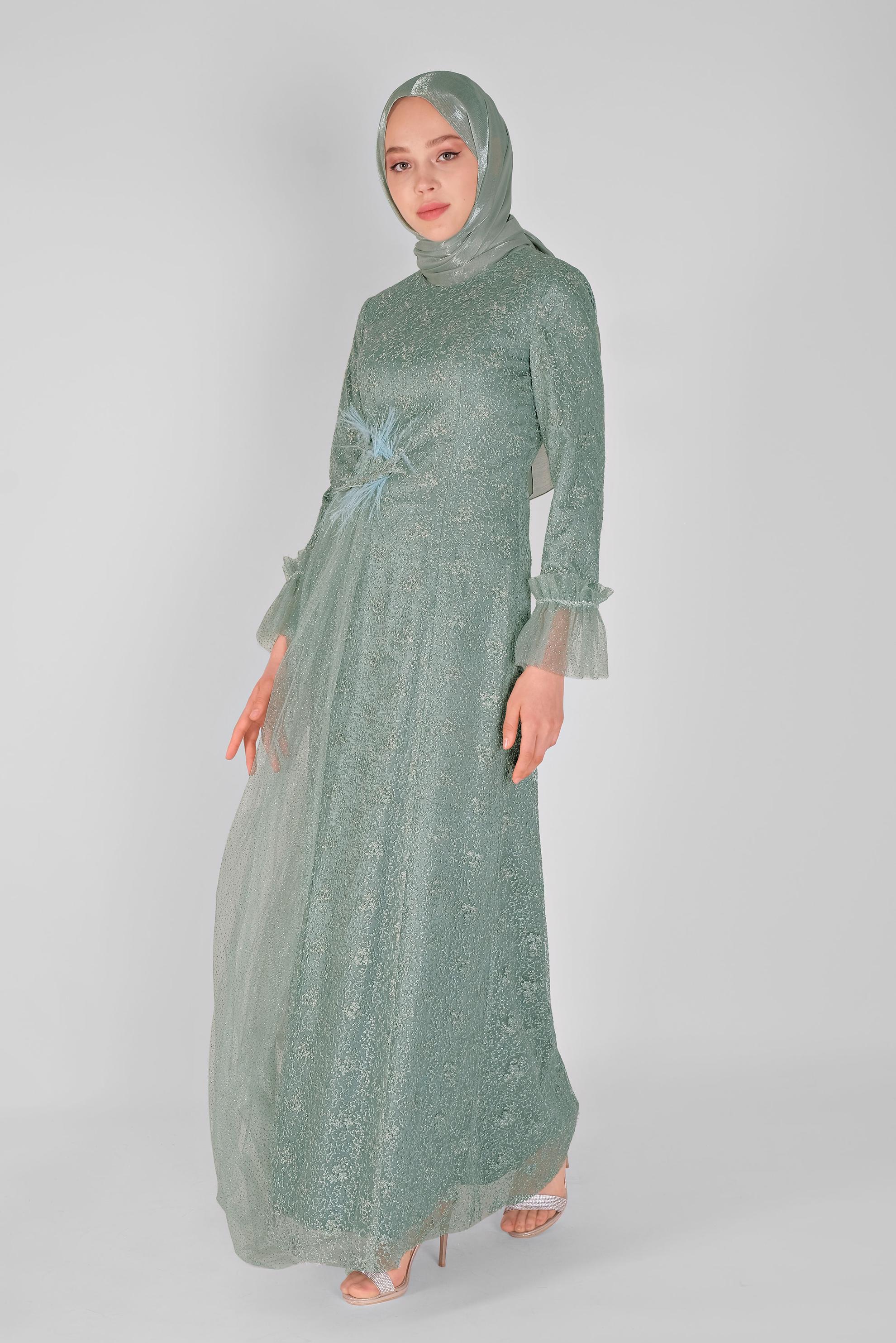 Tesettür giyim YEŞİL BONCUK İŞLEMELİ TÜY DETAYLI ABİYE ELBİSE 50022
