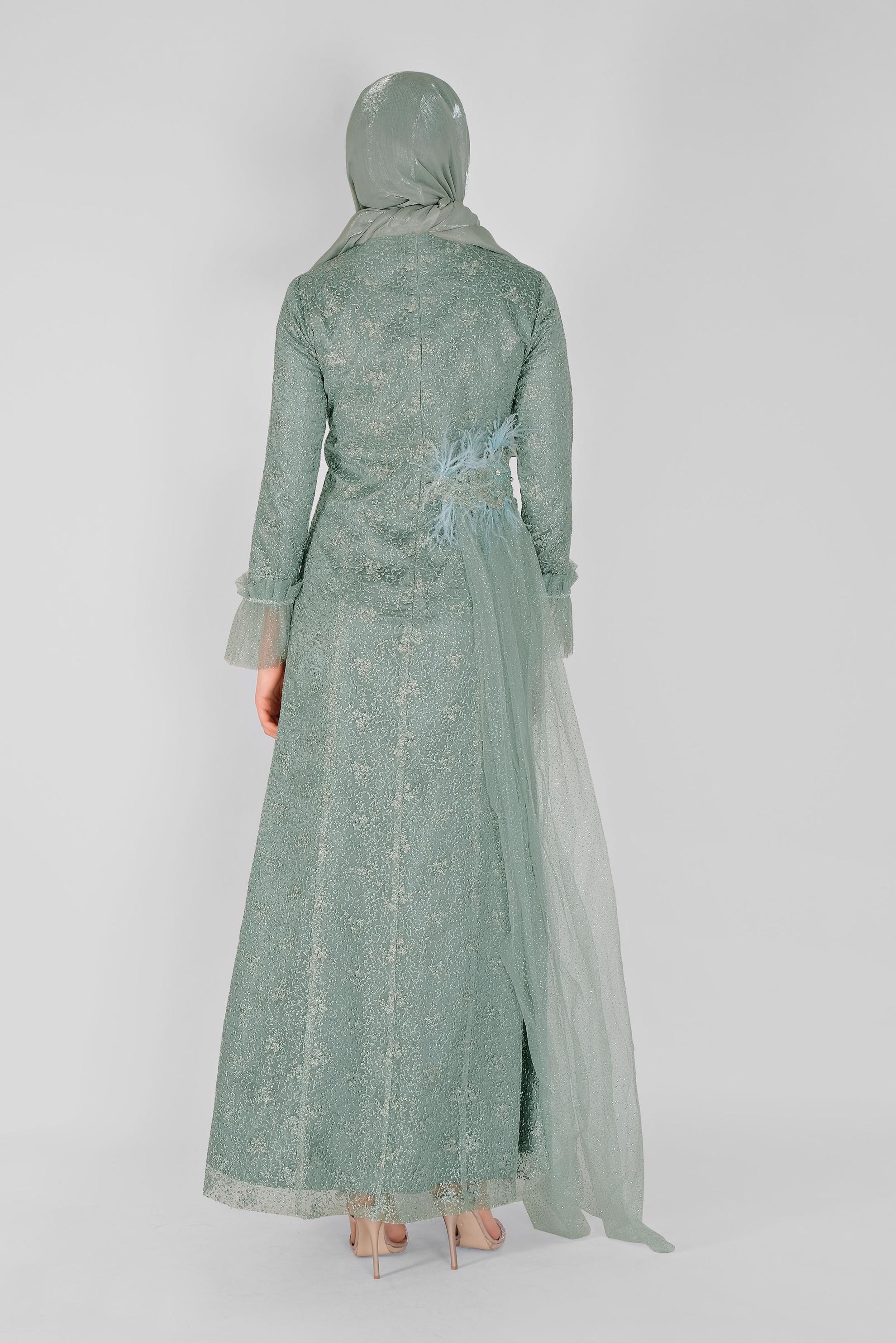 Tesettür giyim YEŞİL BONCUK İŞLEMELİ TÜY DETAYLI ABİYE ELBİSE 50022