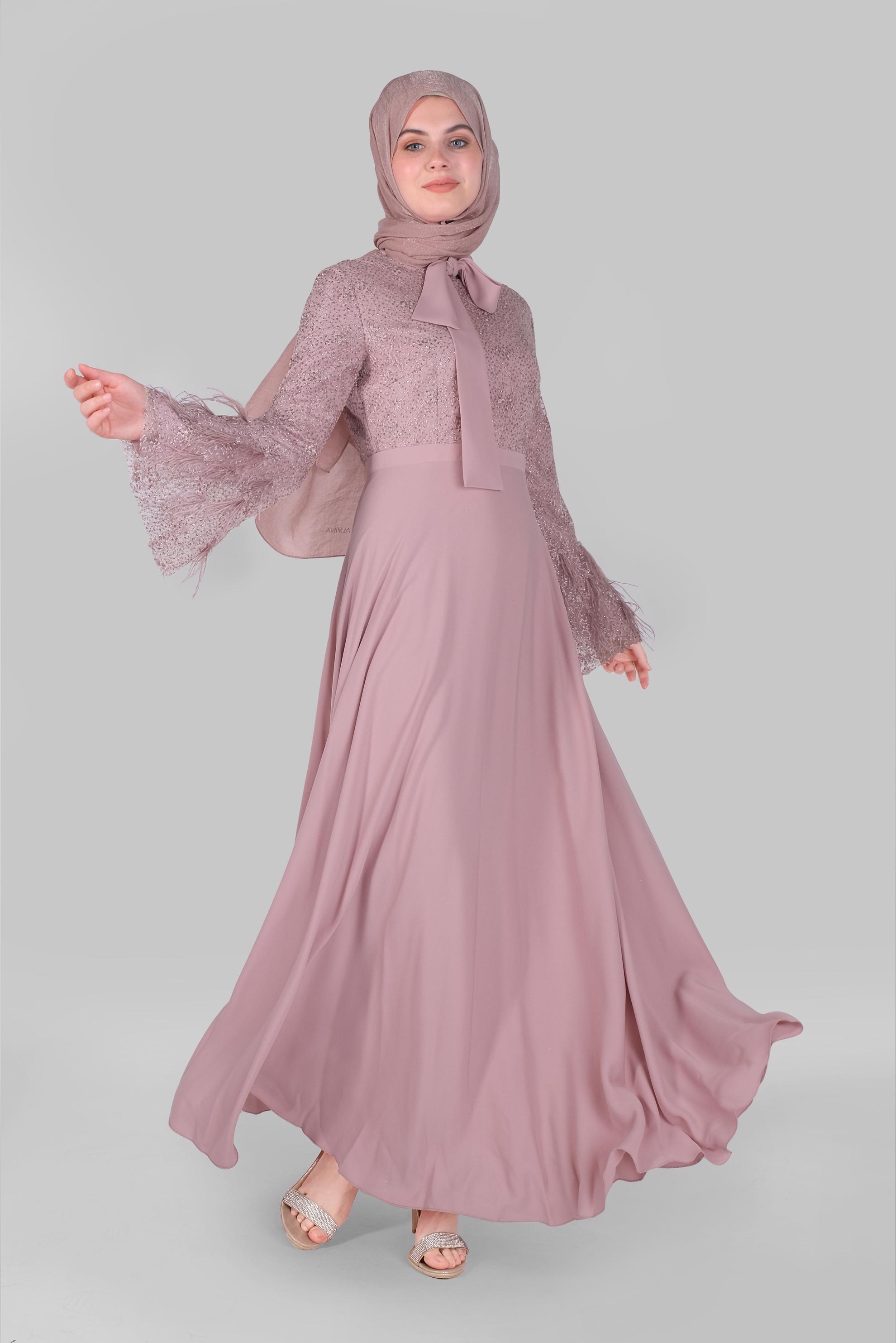 Tesettür giyim PUDRA FİYONK YAKA TÜYLÜ GENİŞ KOL ELBİSE  50029