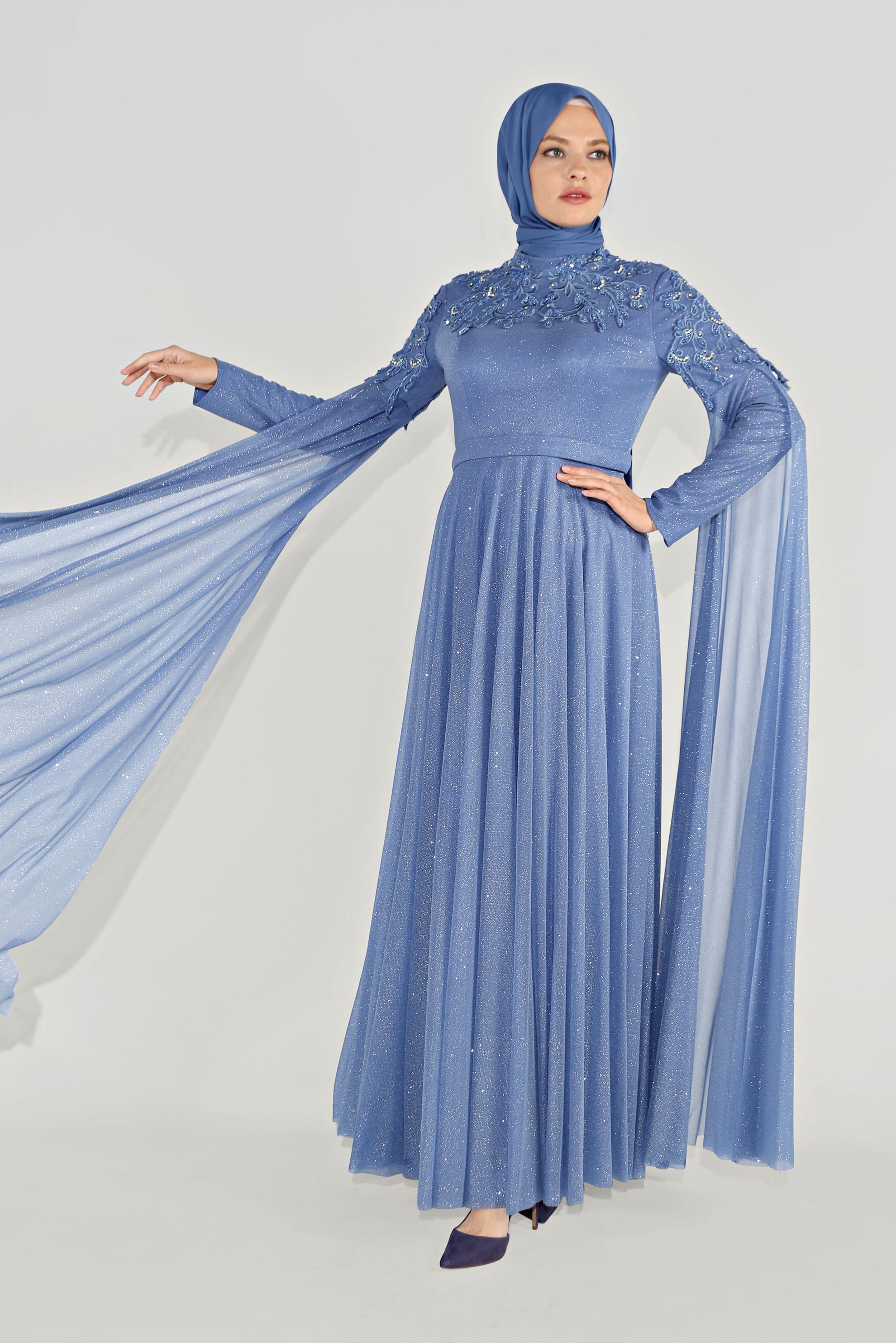 Tesettür giyim MAVİ GÜPÜR DETAYLI PELERİN KOL SİMLİ KUMAŞ ABİYE 50031