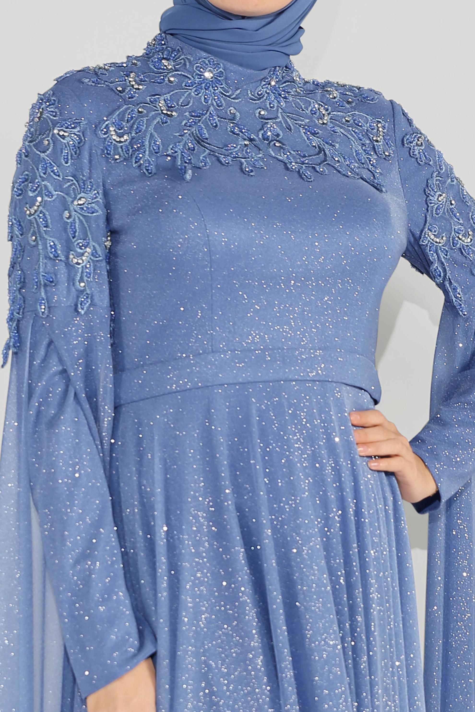 Tesettür giyim MAVİ GÜPÜR DETAYLI PELERİN KOL SİMLİ KUMAŞ ABİYE 50031