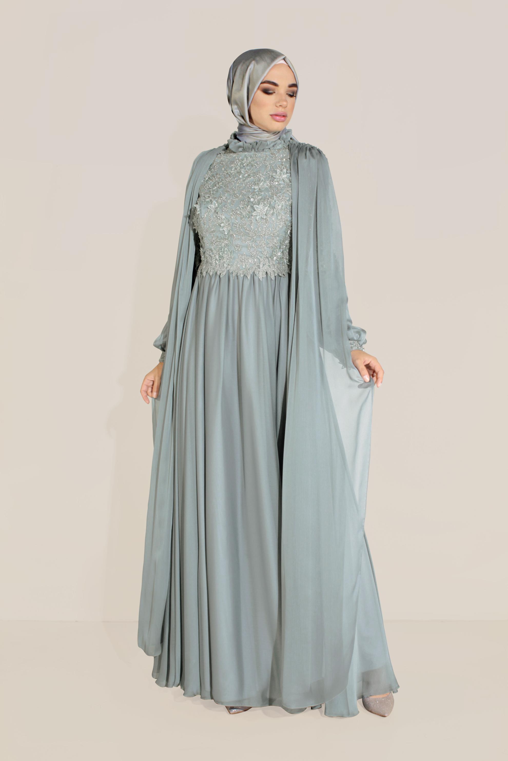 Tesettür giyim GRİ ÇİÇEK İŞLEMELİ FIRFIR YAKA PARLAK KUMAŞ ABİYE 50054