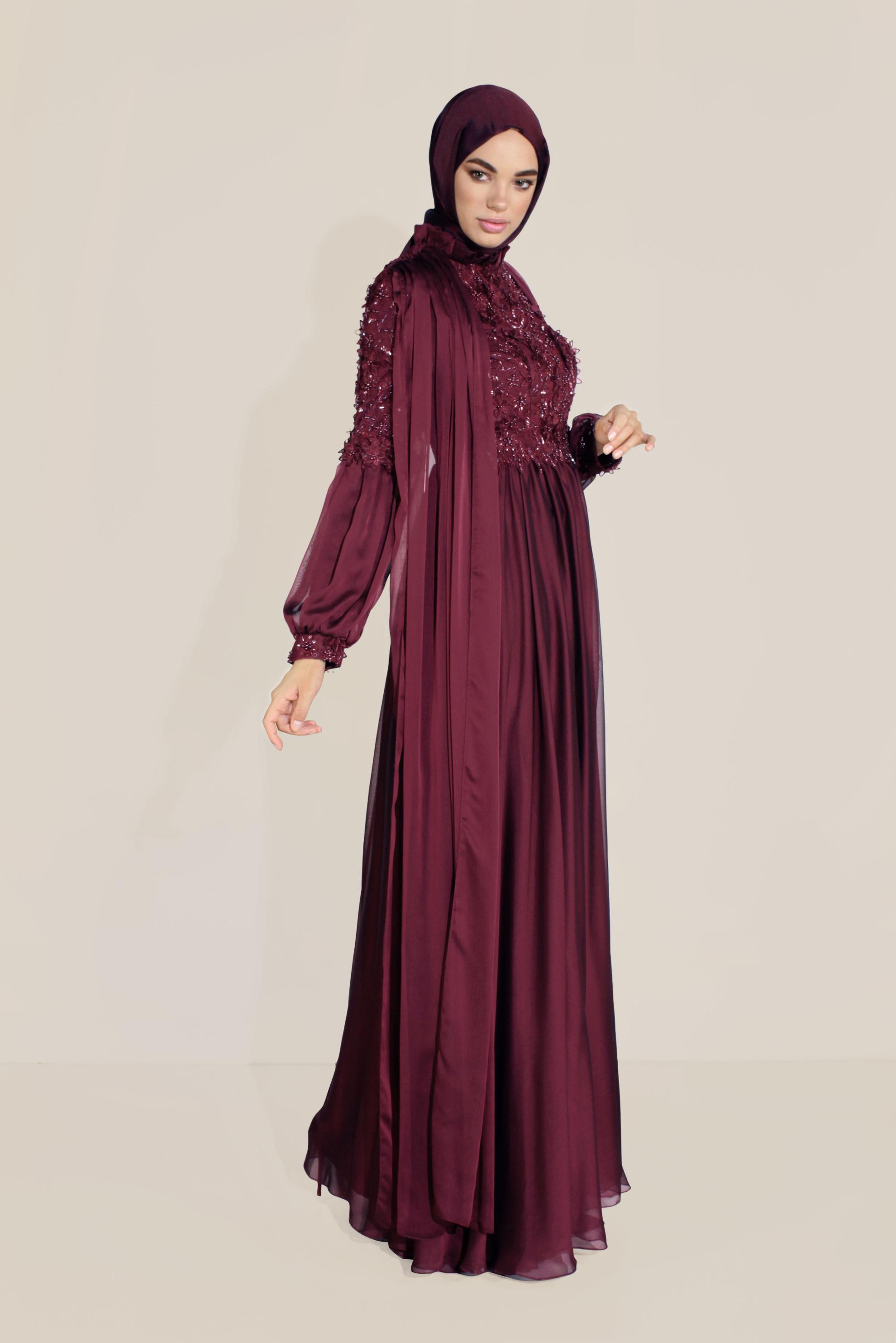 Tesettür giyim BORDO ÇİÇEK İŞLEMELİ FIRFIR YAKA PARLAK KUMAŞ ABİYE 50054