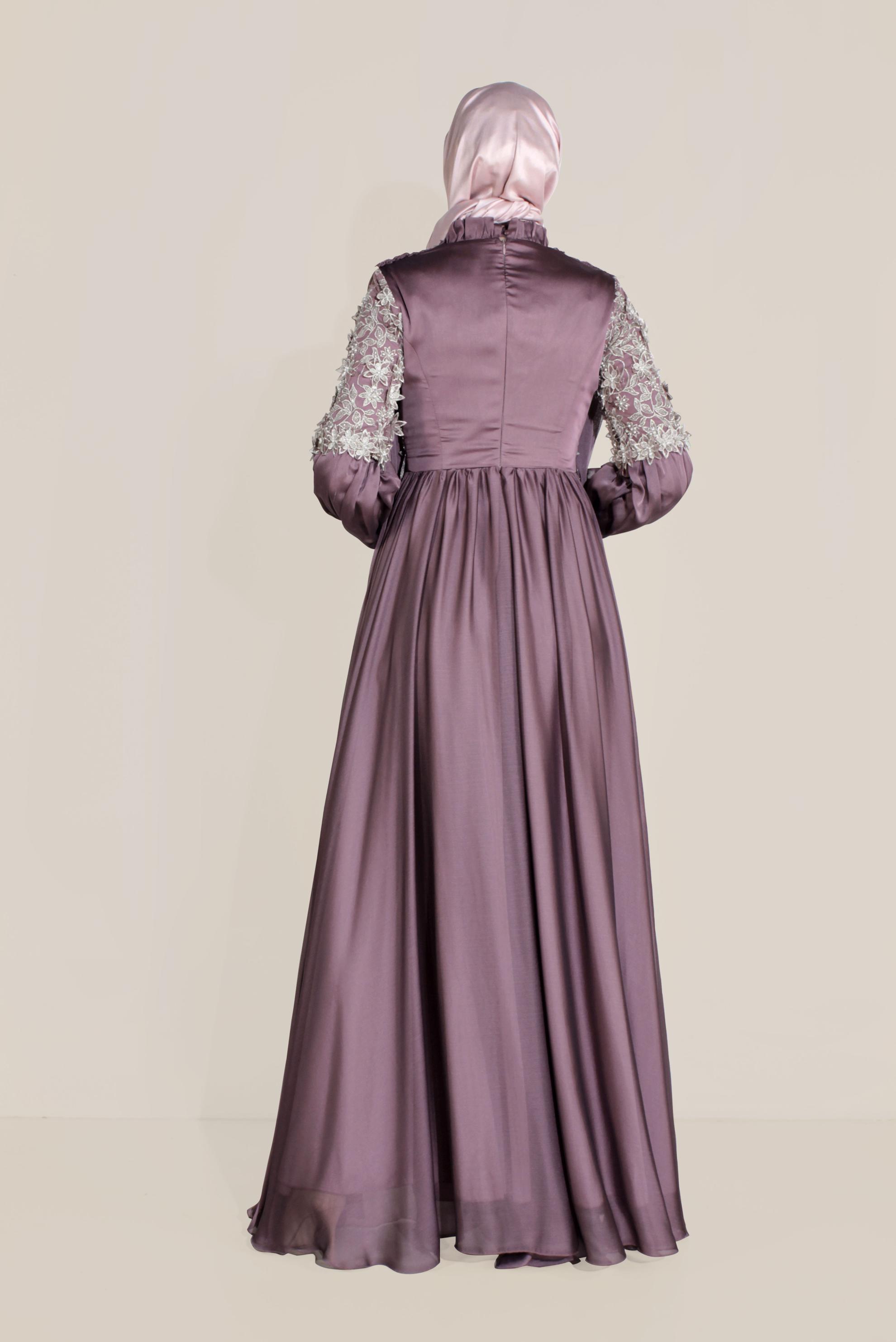 Tesettür giyim PEMBE ÇİÇEK İŞLEMELİ FIRFIR YAKA PARLAK KUMAŞ ABİYE 50054