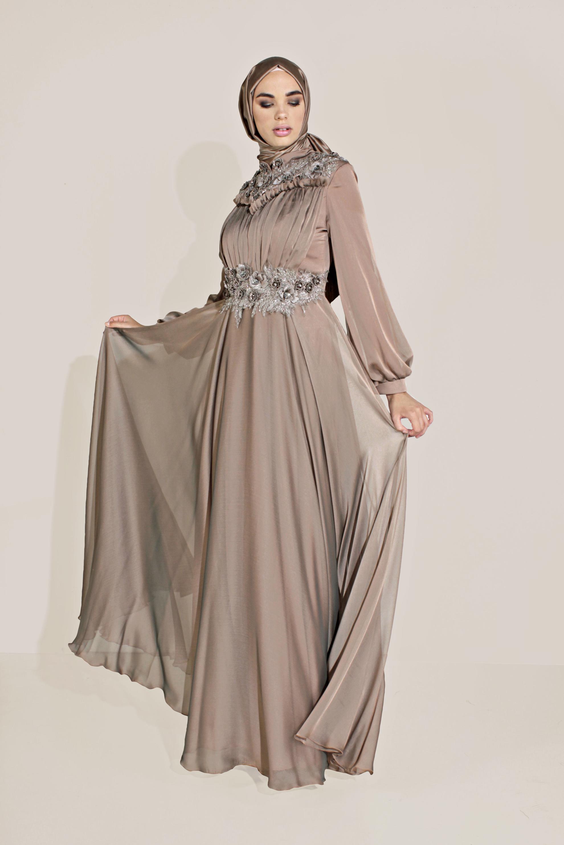 Tesettür giyim PUDRA ÇİÇEK İŞLEMELİ BALON KOL ABİYE 50055