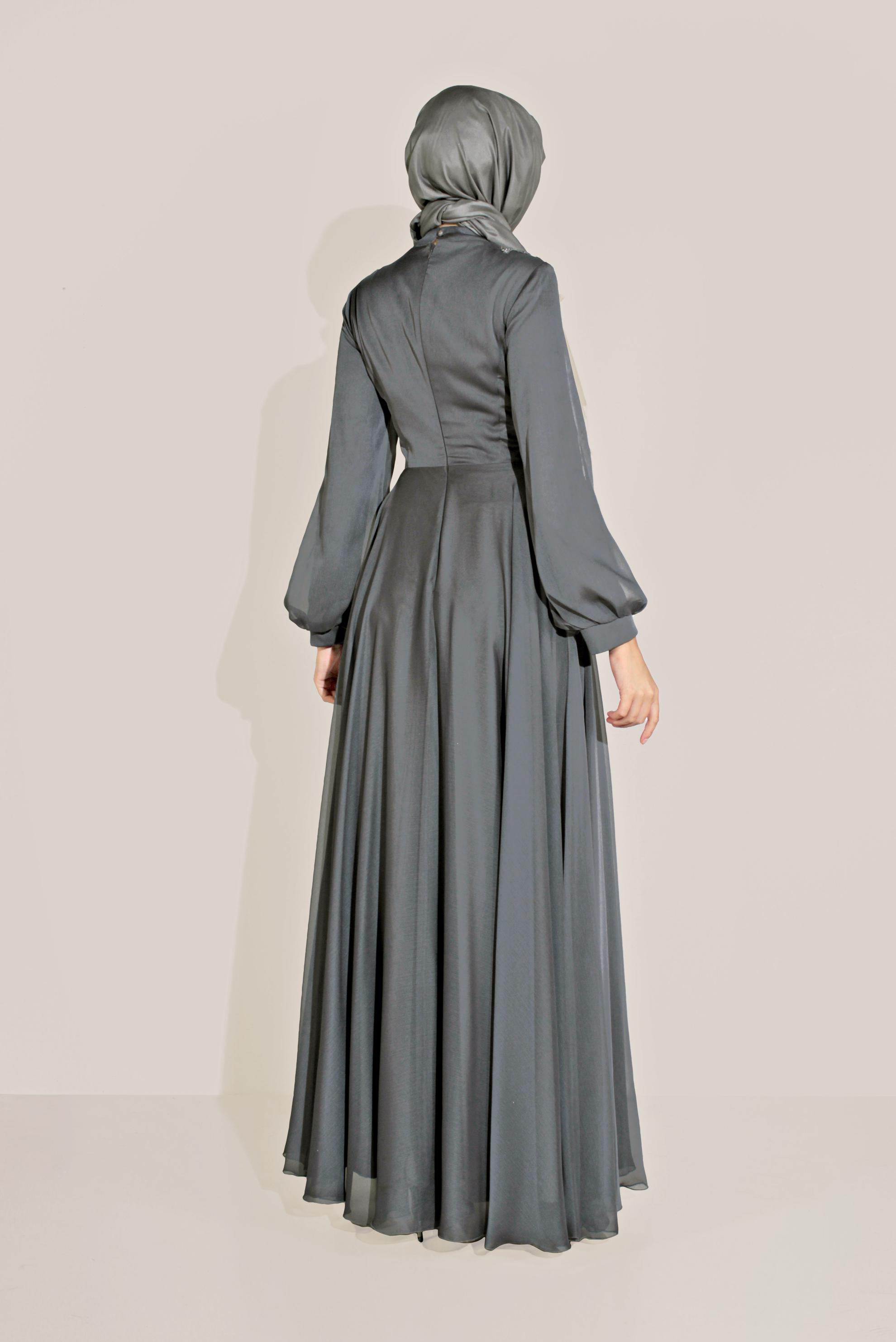 Tesettür giyim GRİ ÇİÇEK İŞLEMELİ BALON KOL ABİYE 50055