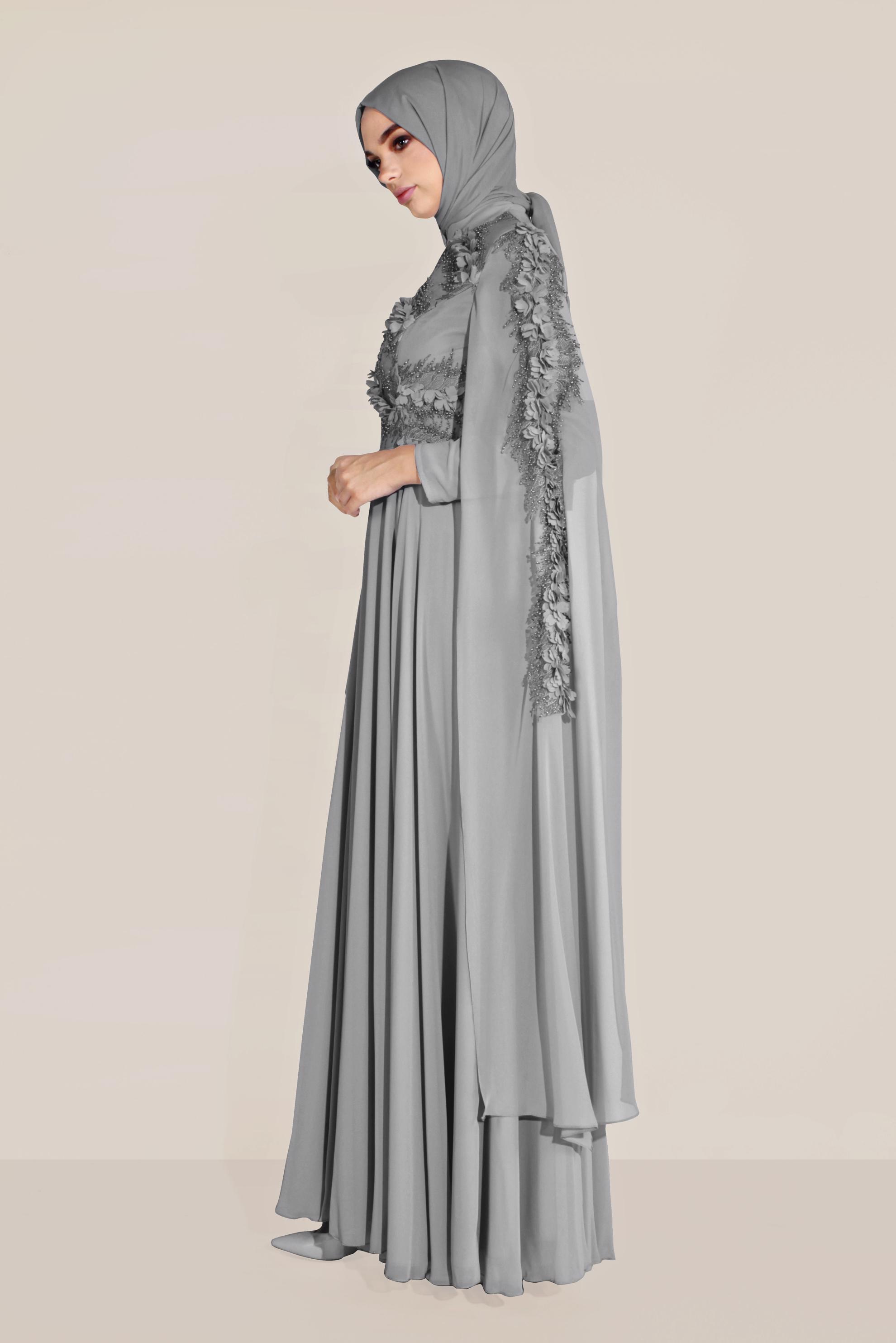 Tesettür giyim GRİ PELERİN KOLLU ÇİÇEK İŞLEMELİ TÜL ABİYE 50056