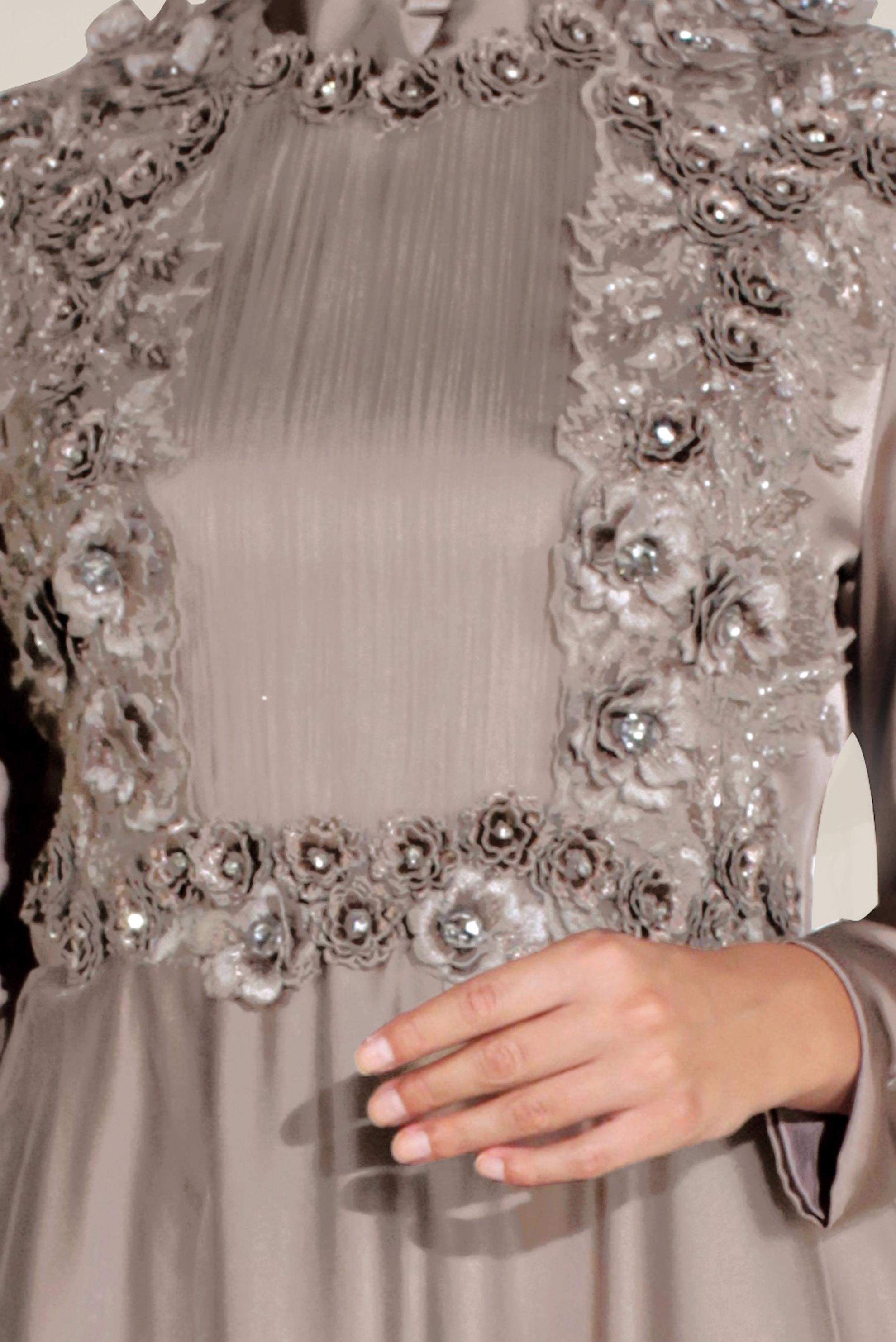 Tesettür giyim VİZON ÇİÇEK İŞLEMELİ TÜL DETAYLI ABİYE 50060