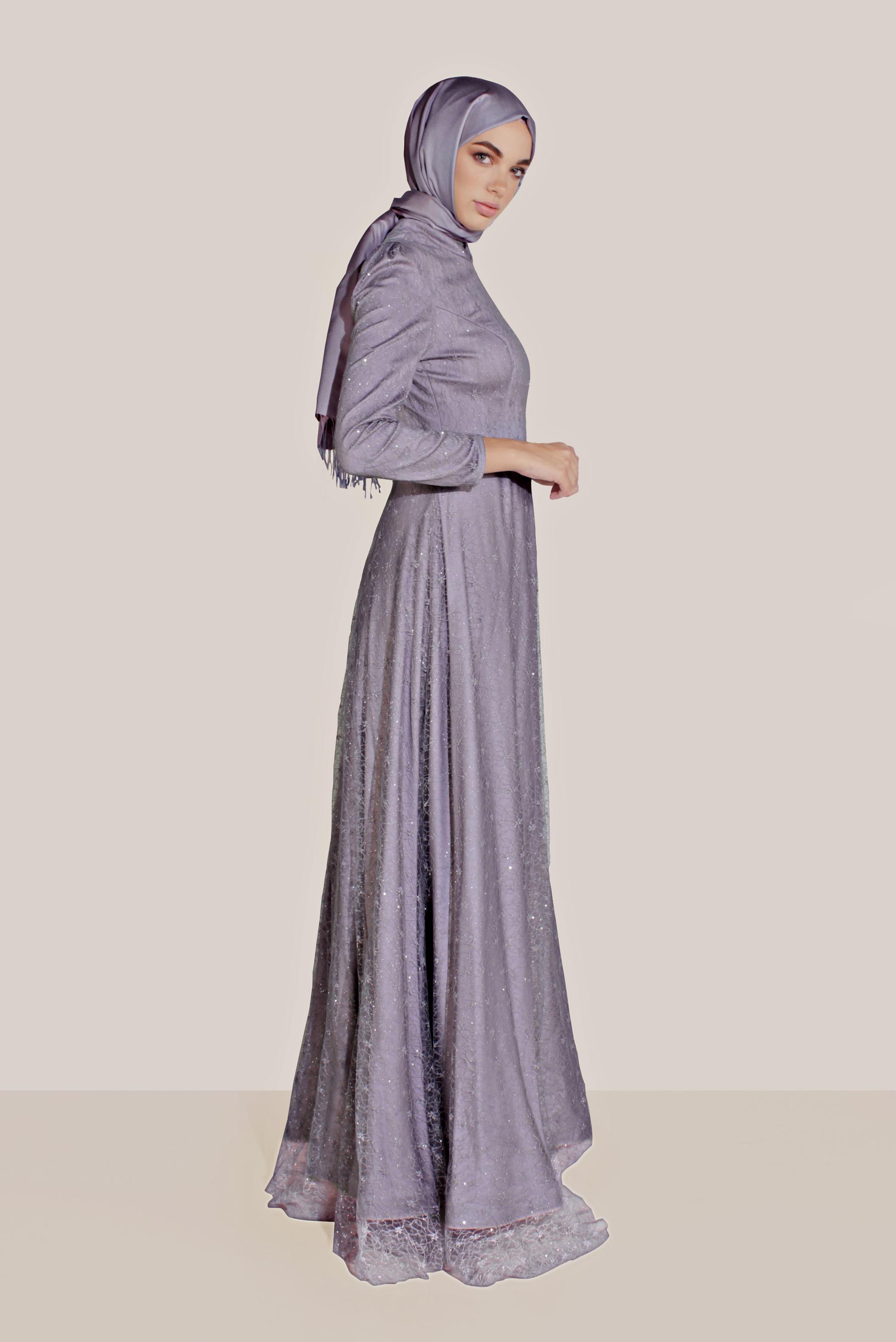 Tesettür giyim MOR TÜL DETAYLI SİMLİ HAKİM YAKA ABİYE 50066