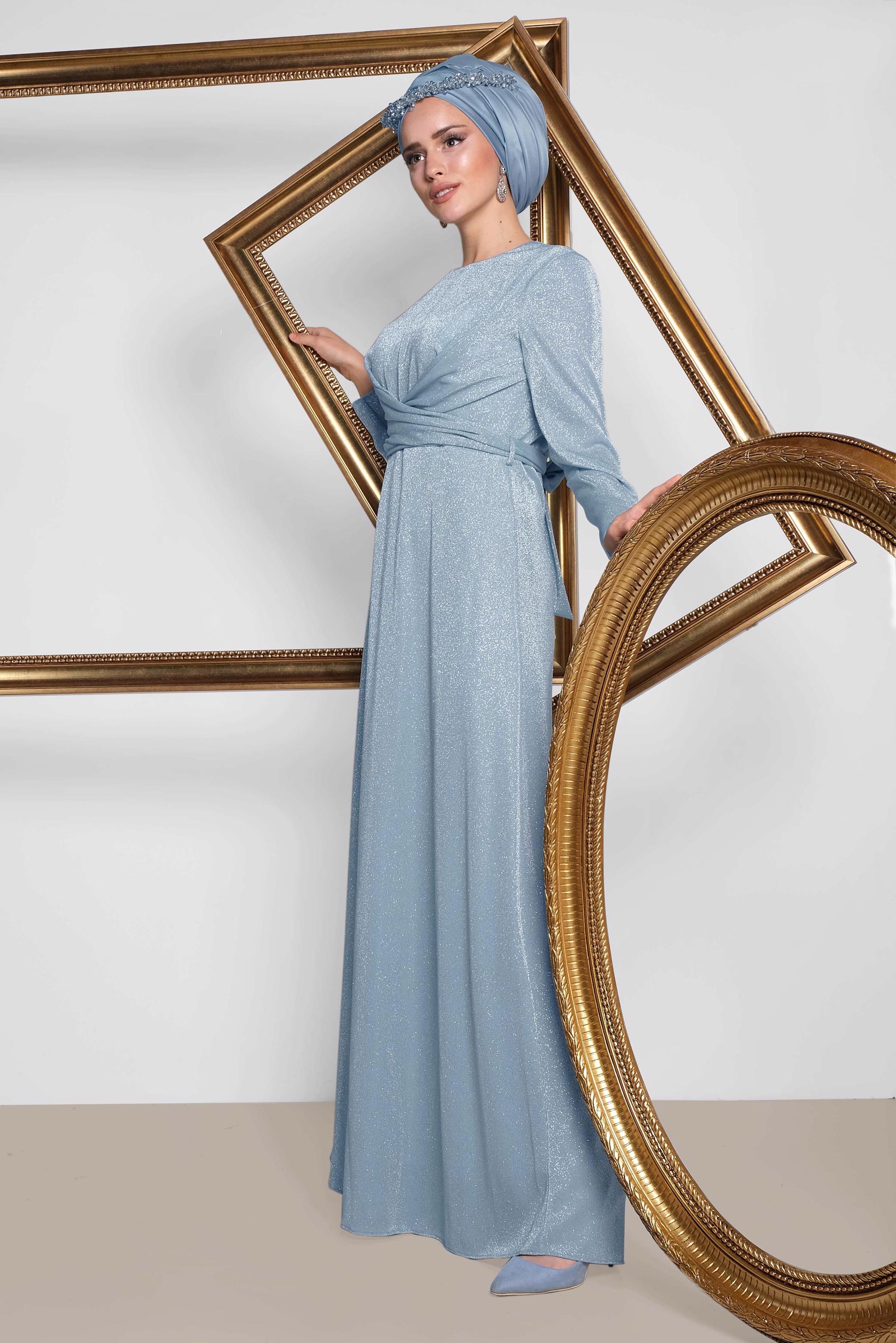 Tesettür giyim MAVİ BELİ KUŞAKLI SİMLİ ABİYE ELBİSE 5575