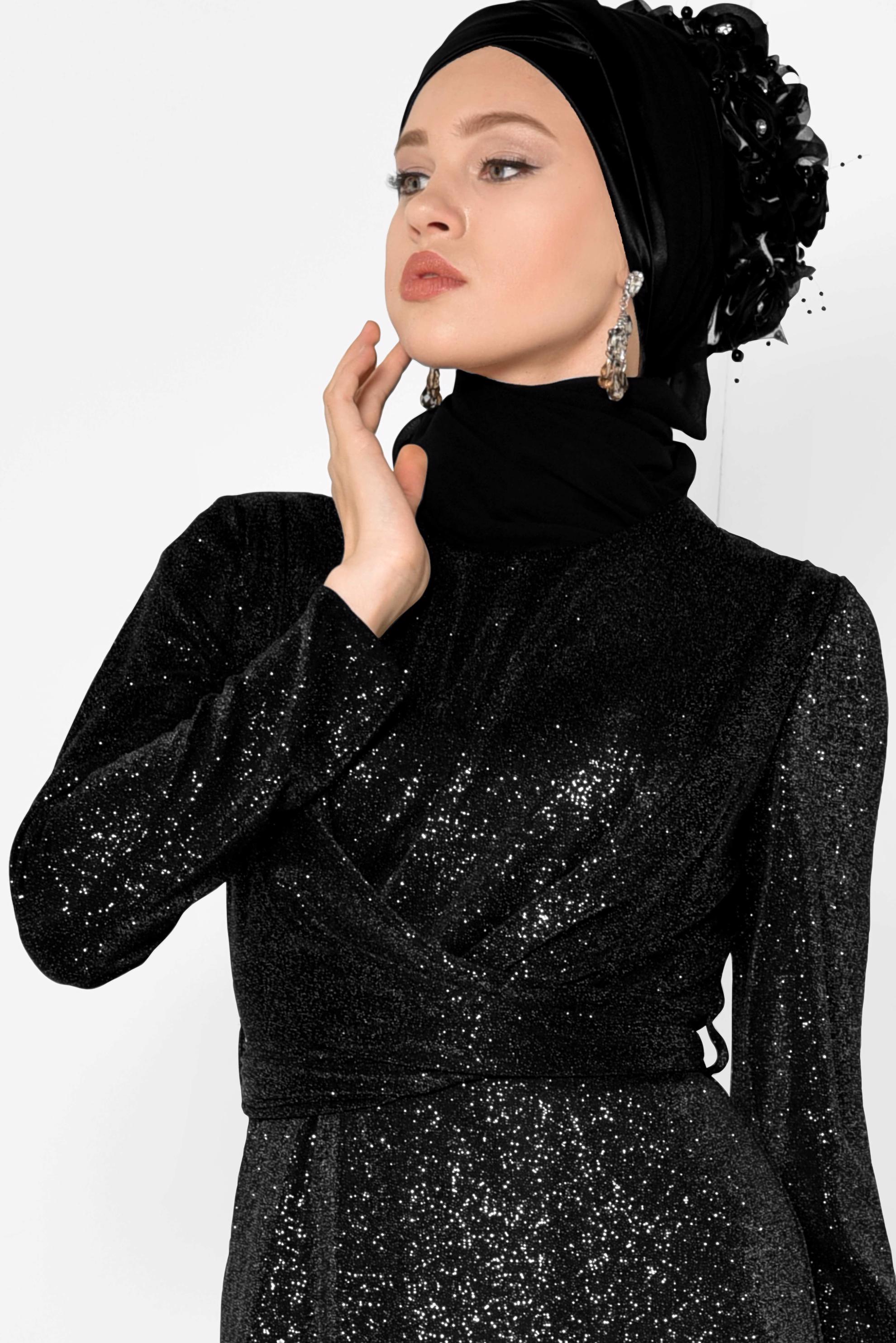 Tesettür giyim SİYAH BELİ KUŞAKLI SİMLİ ABİYE ELBİSE 5575