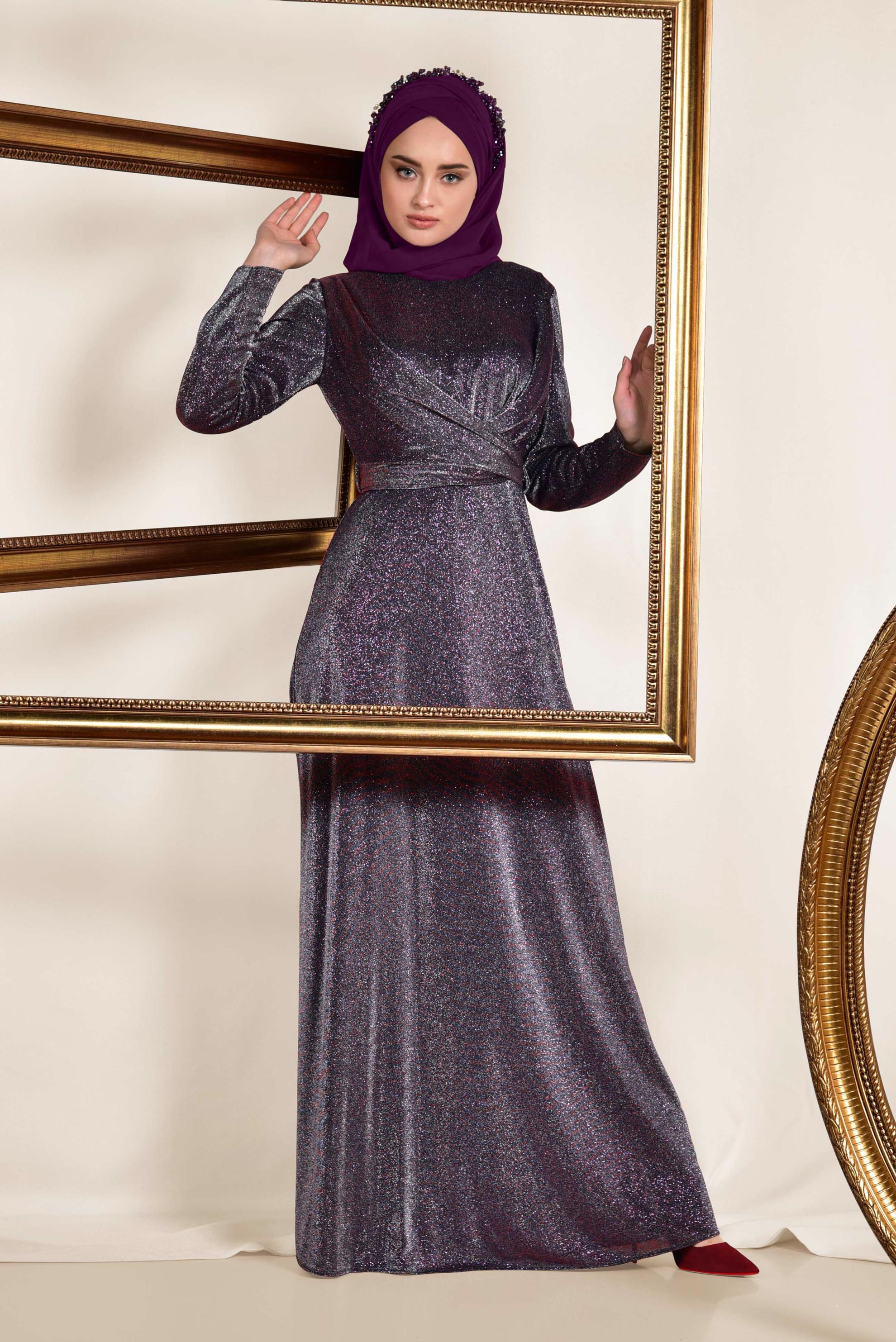 Tesettür giyim MOR BELİ KUŞAKLI SİMLİ ABİYE ELBİSE 5575