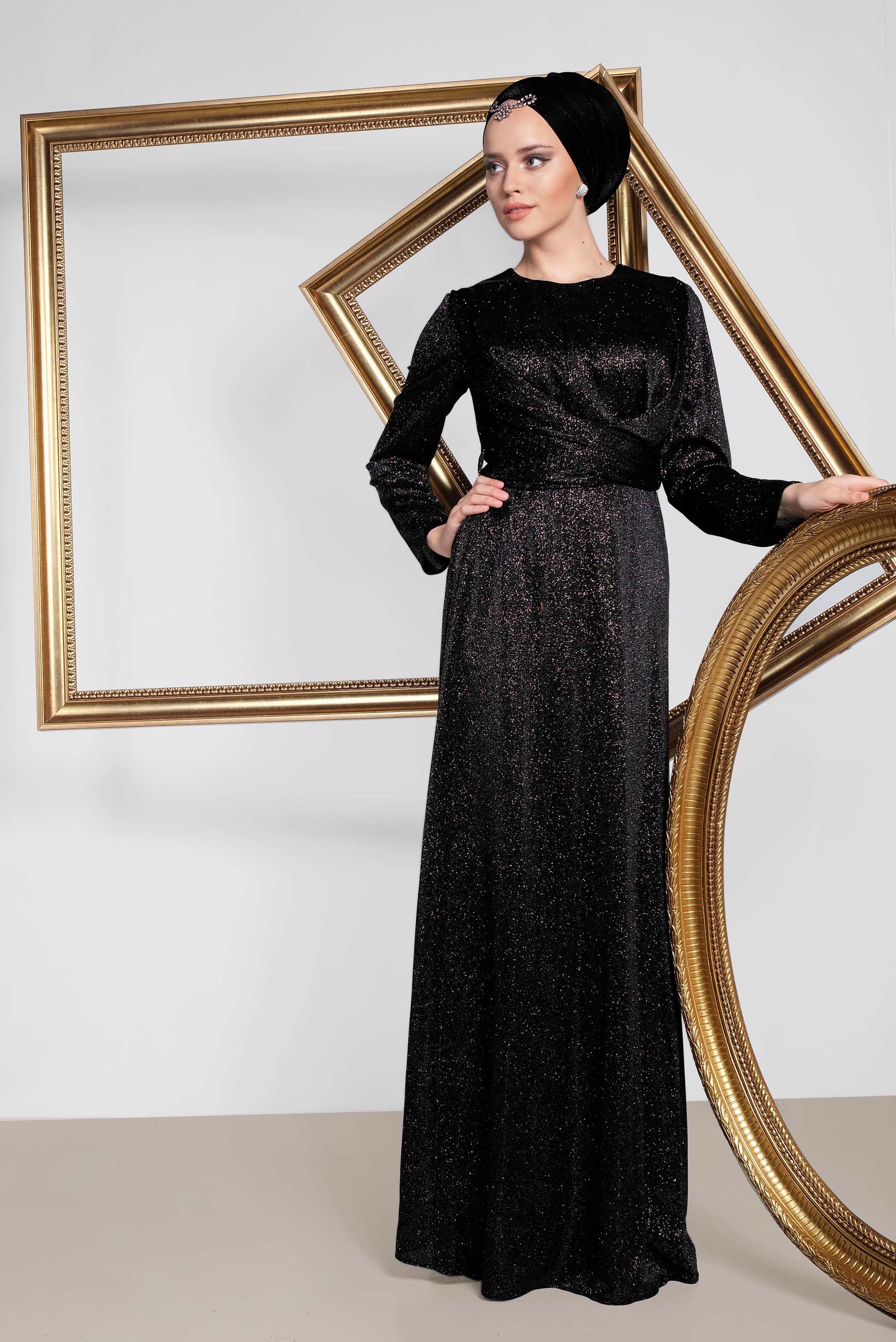 Tesettür giyim SİYAH BELİ KUŞAKLI SİMLİ ABİYE ELBİSE 5575