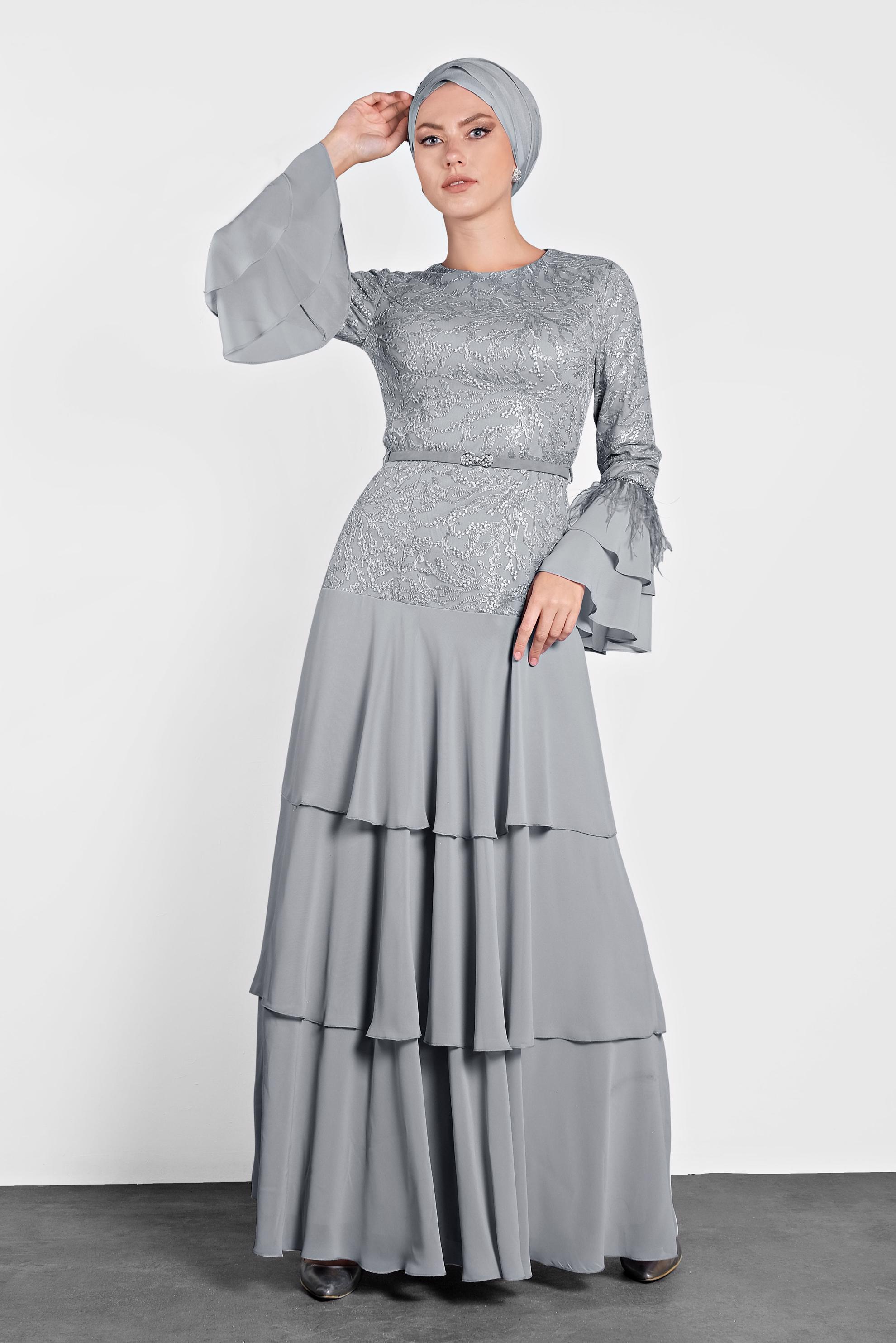 Tesettür giyim GRİ FIRFIRLI İŞLEMELİ ABİYE ELBİSE 5604