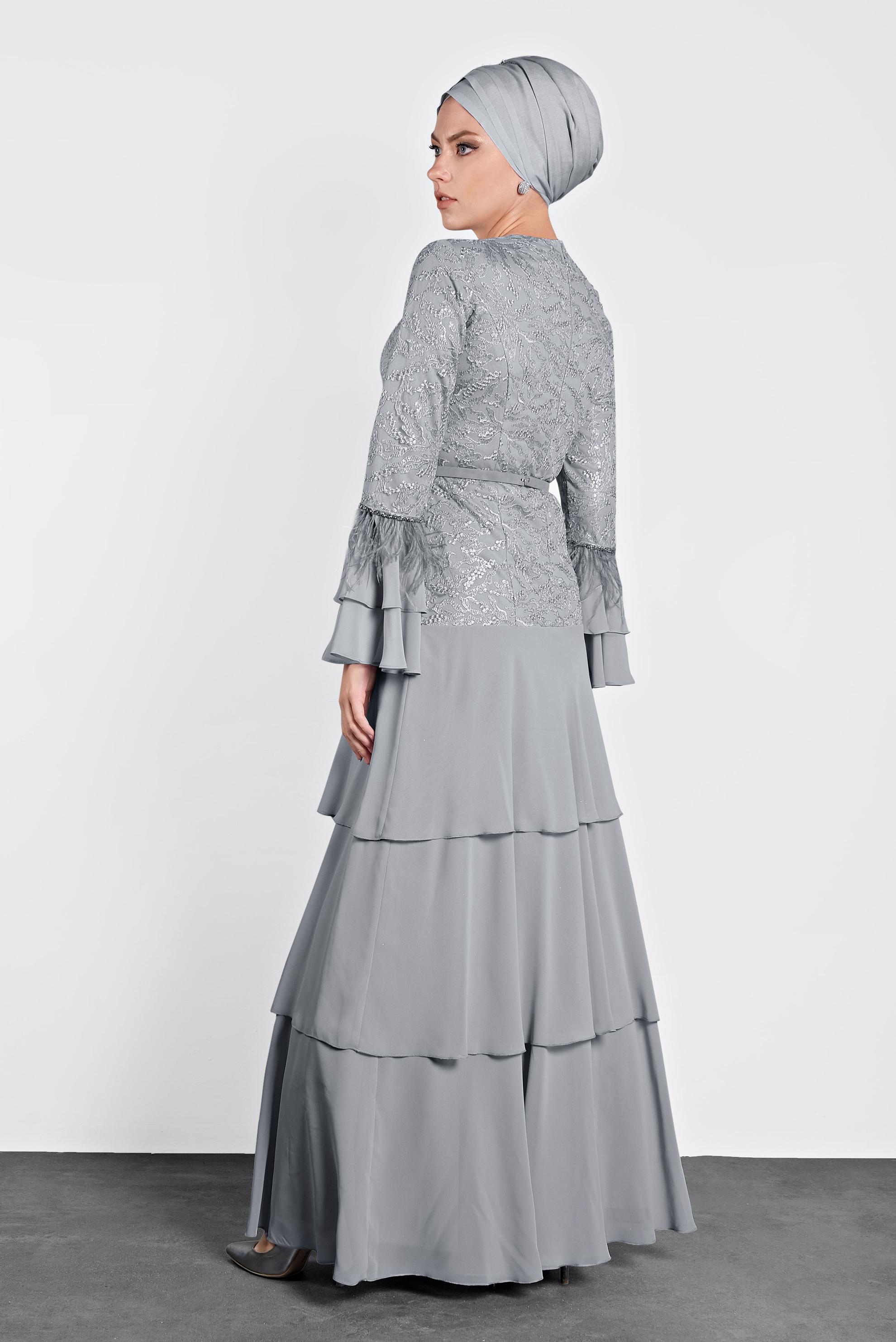 Tesettür giyim GRİ FIRFIRLI İŞLEMELİ ABİYE ELBİSE 5604