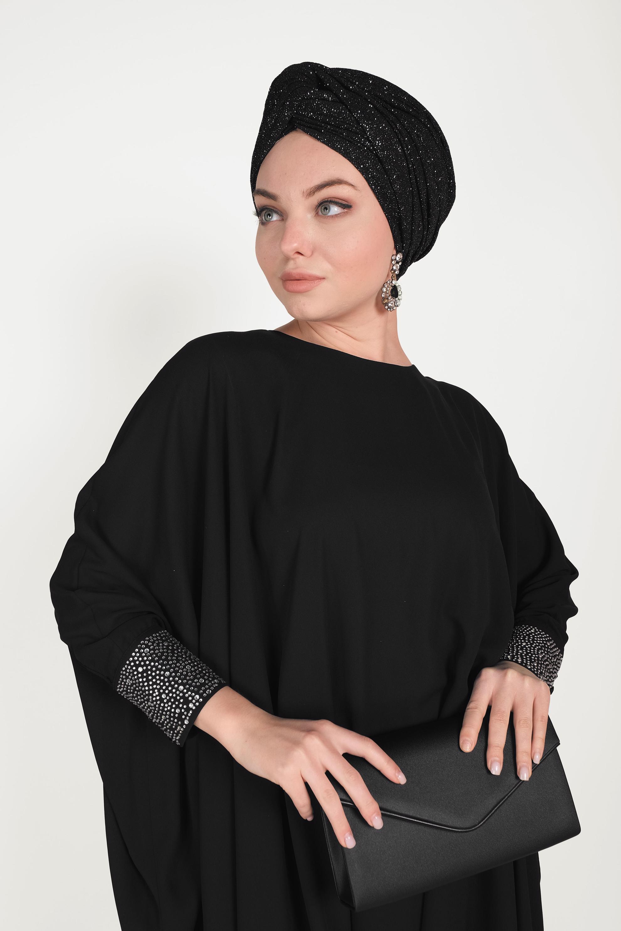 Tesettür giyim SİYAH MANŞETLERİ TAŞLI ASİMETRİK KESİM TAKIM 50003