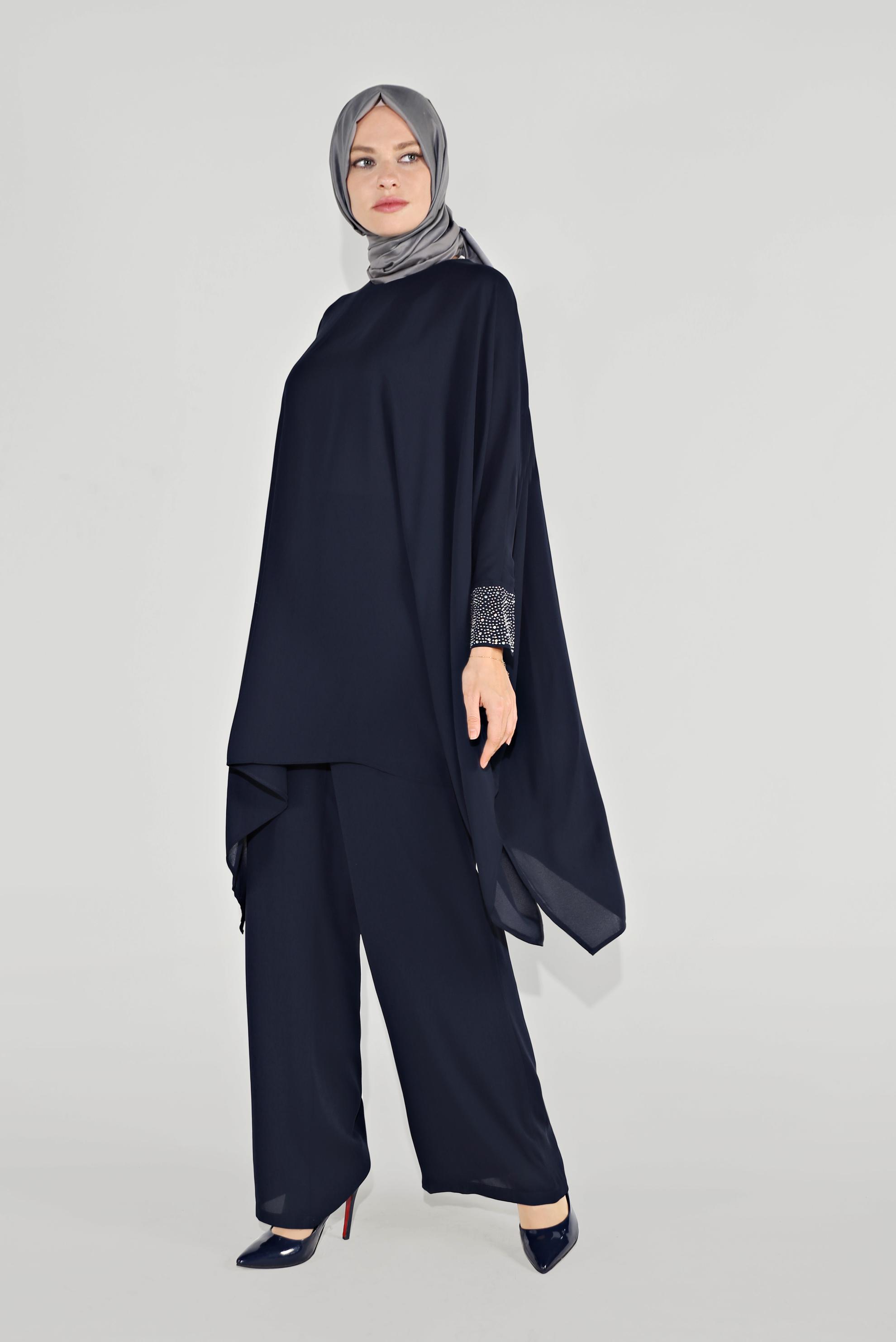 Tesettür giyim LACİVERT MANŞETLERİ TAŞLI ASİMETRİK KESİM TAKIM 50003