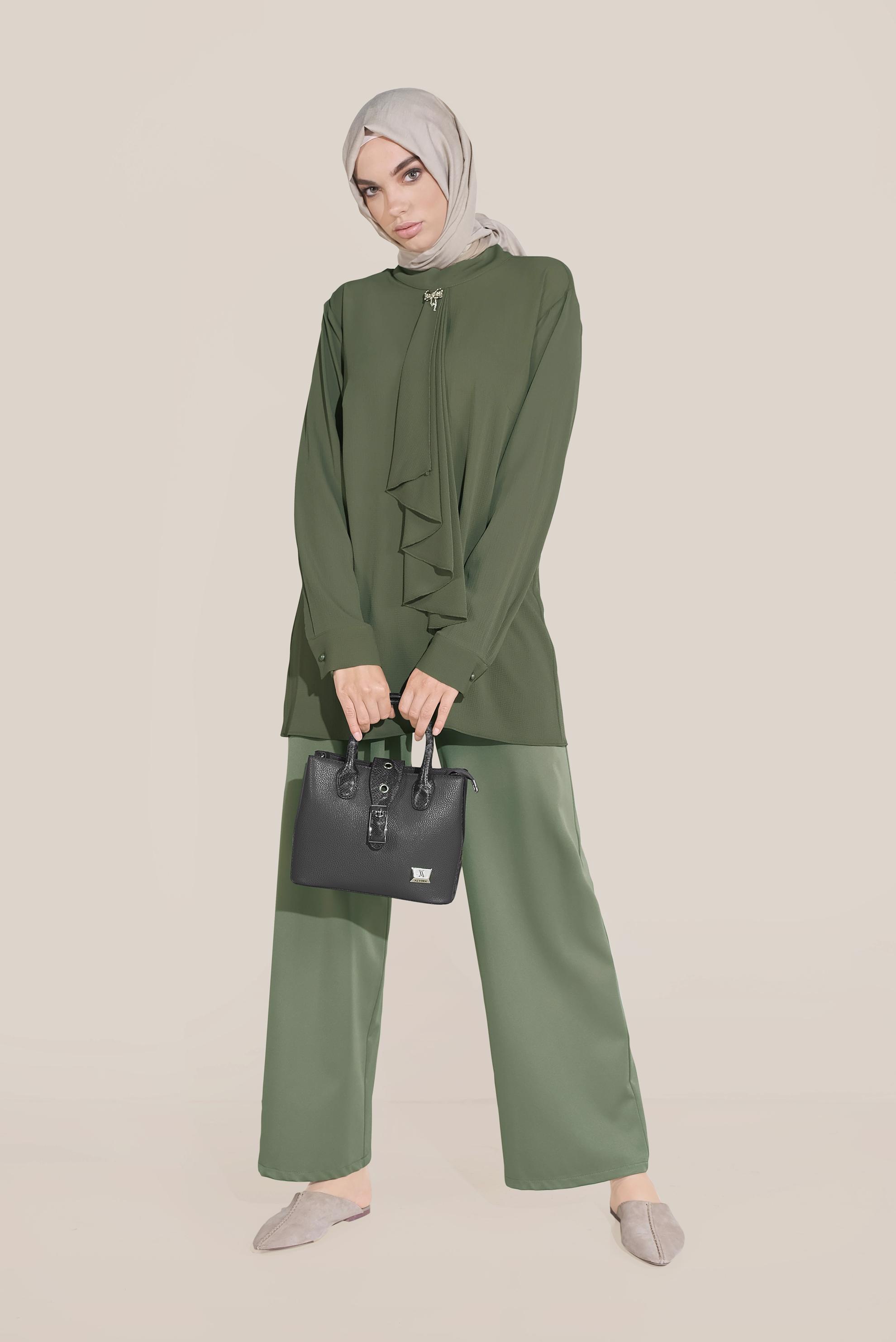 Tesettür giyim HAKİ YAKASI BROŞ DETAYLI ŞİFON TUNİK 20036