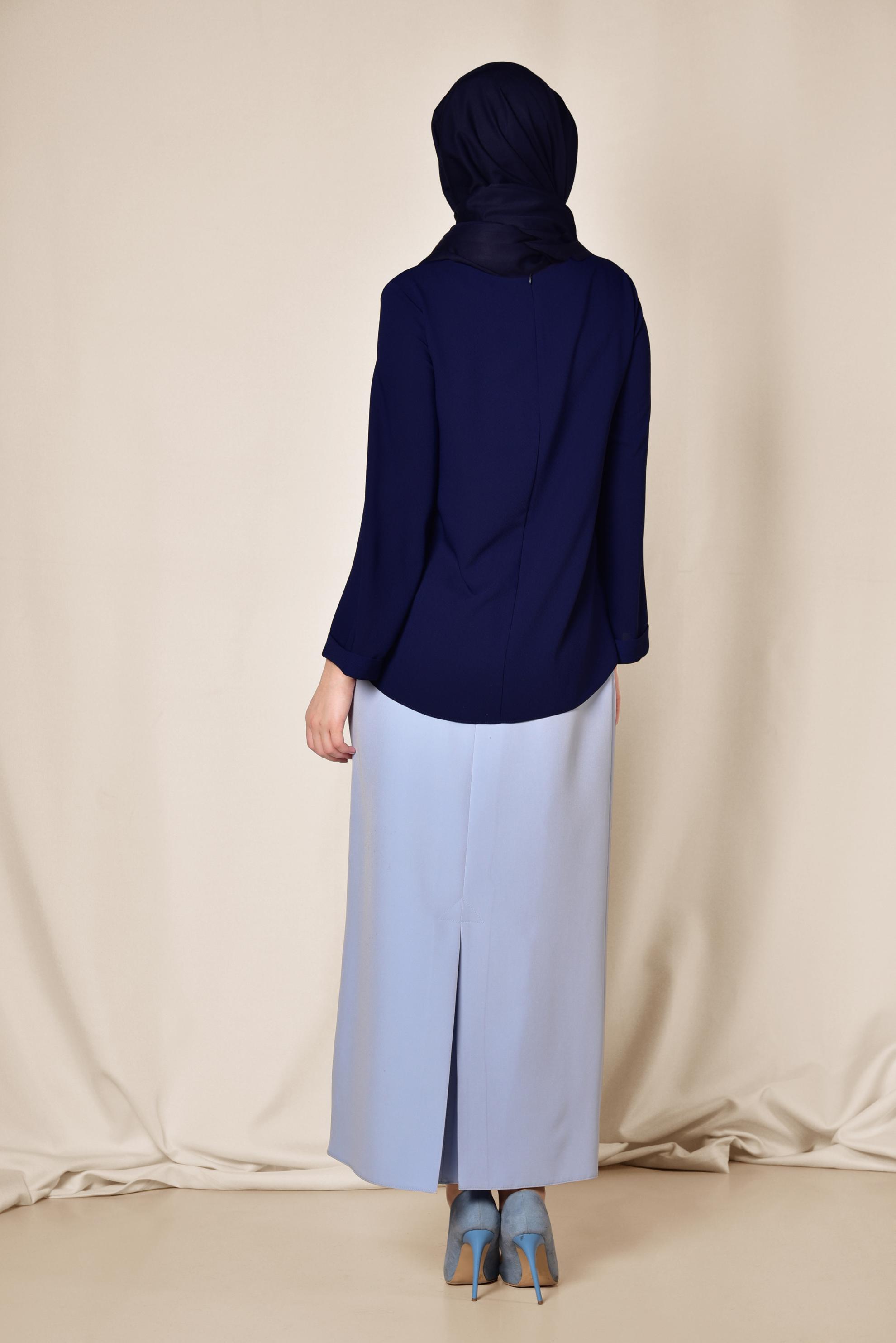 Tesettür giyim LACİVERT ETEK UCU OVAL KESİM BLUZ 4017