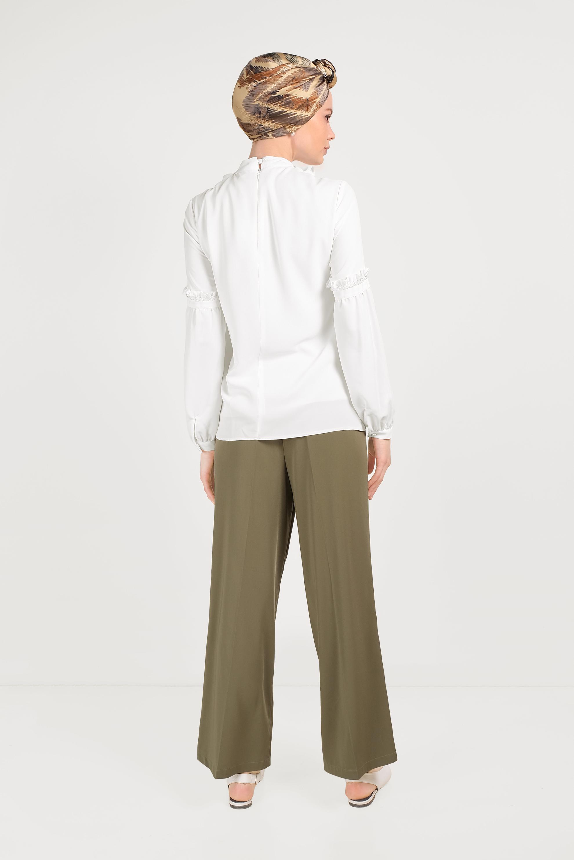 Tesettür giyim BEYAZ FIRFIR DETAYLI BLUZ 40476