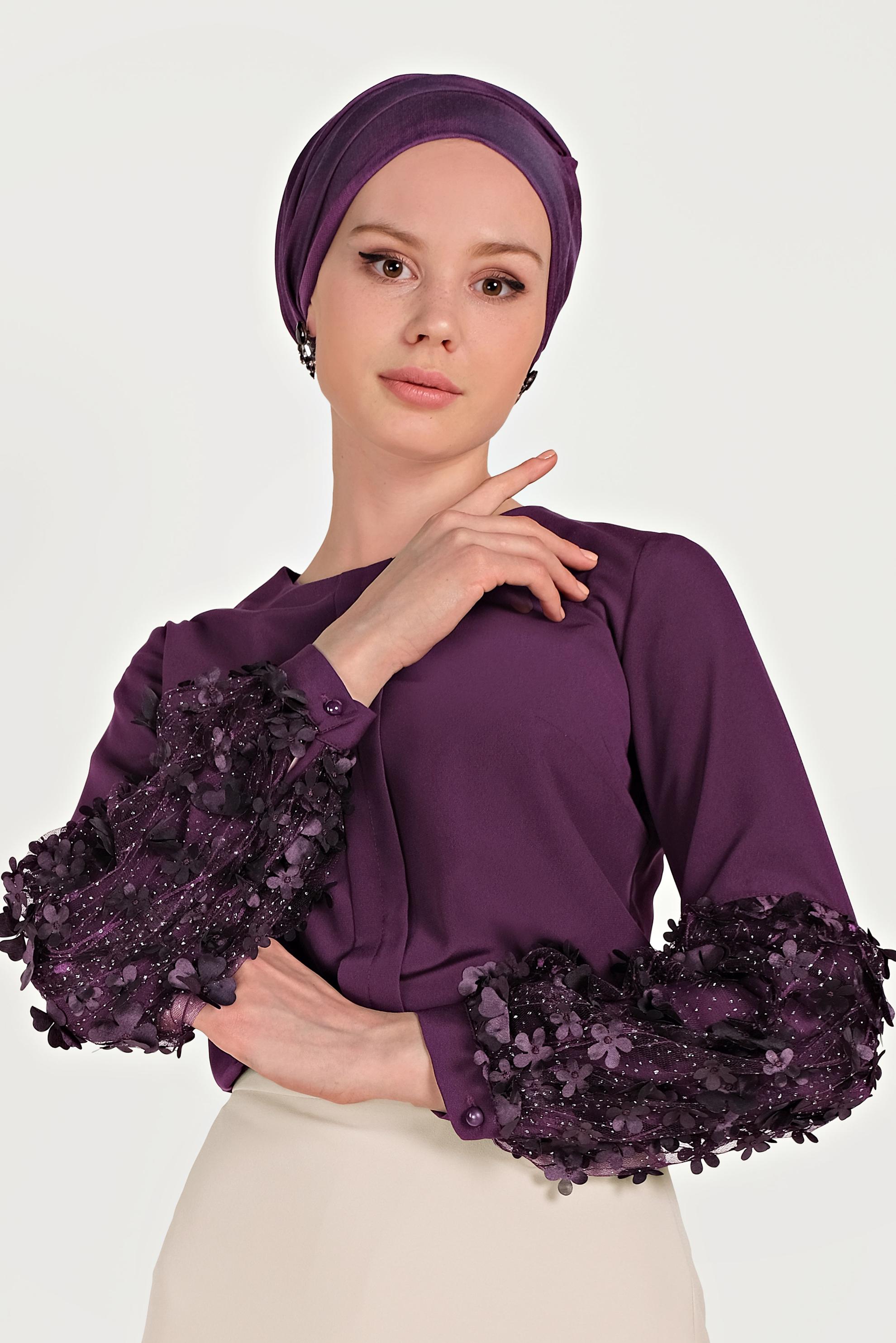 Hijab clothing PURPLE FLOWER DETAIL BLOUSE 40532 