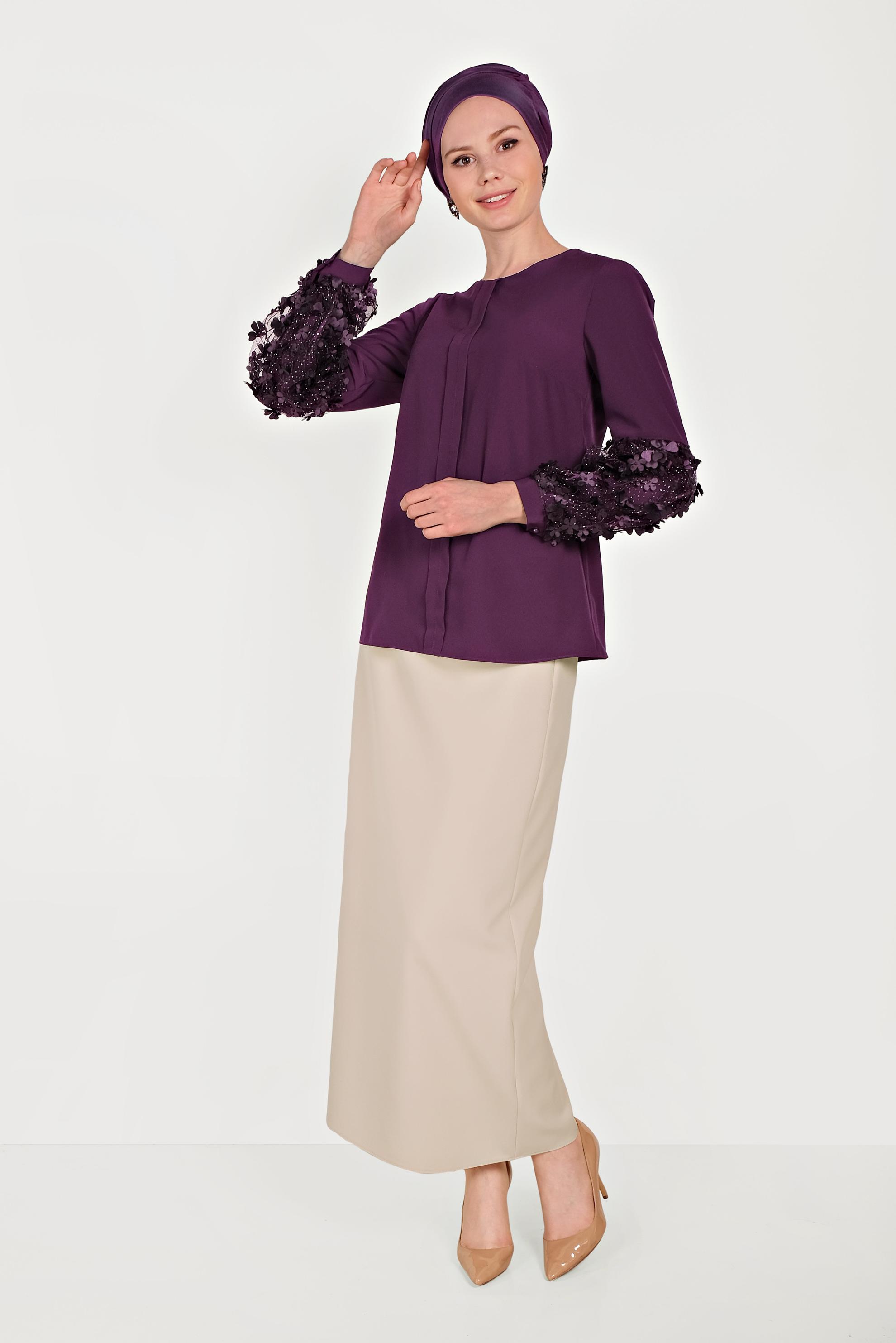 Hijab clothing PURPLE FLOWER DETAIL BLOUSE 40532 