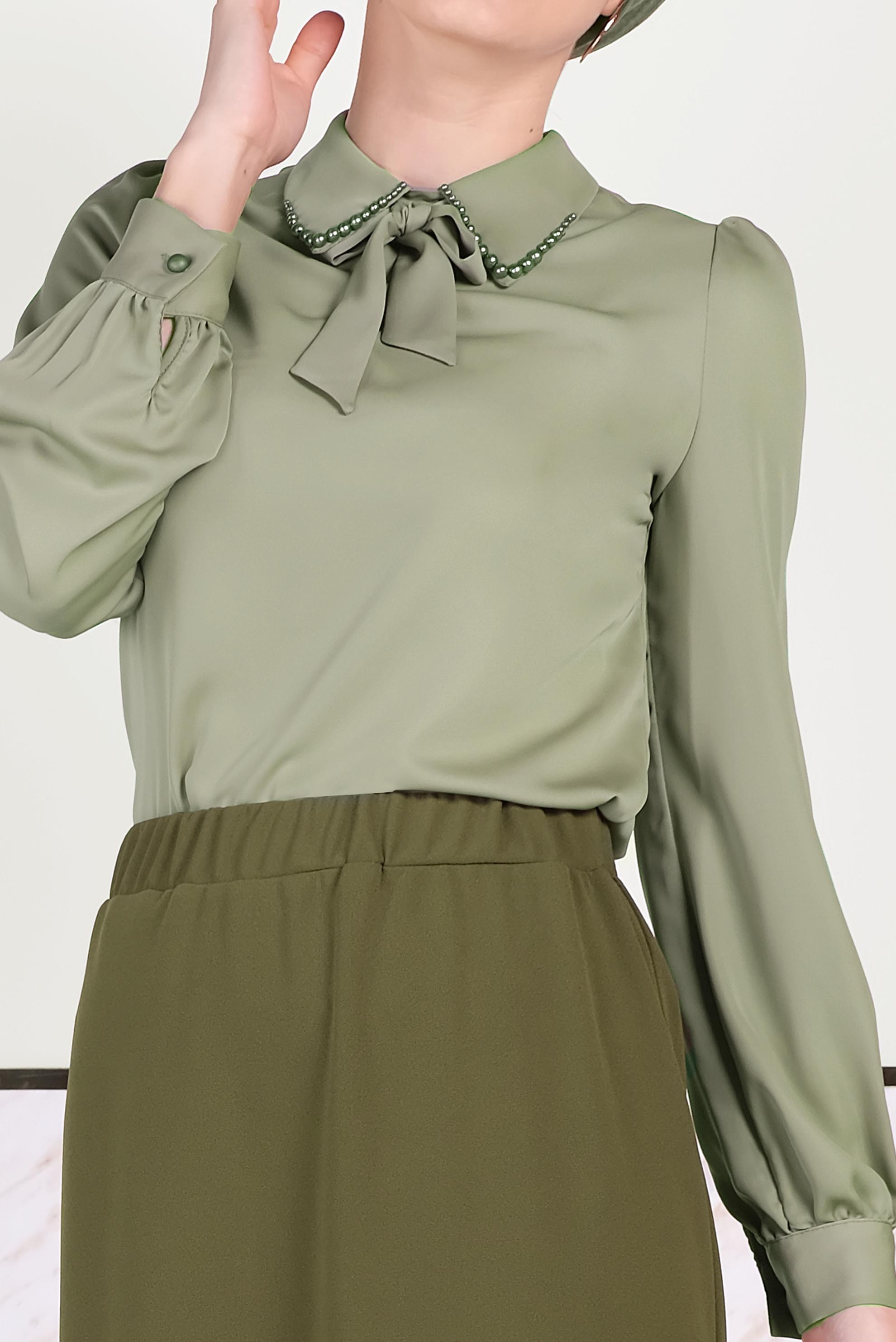 Tesettür giyim HAKİ YAKASI İNCİLİ BLUZ 40603