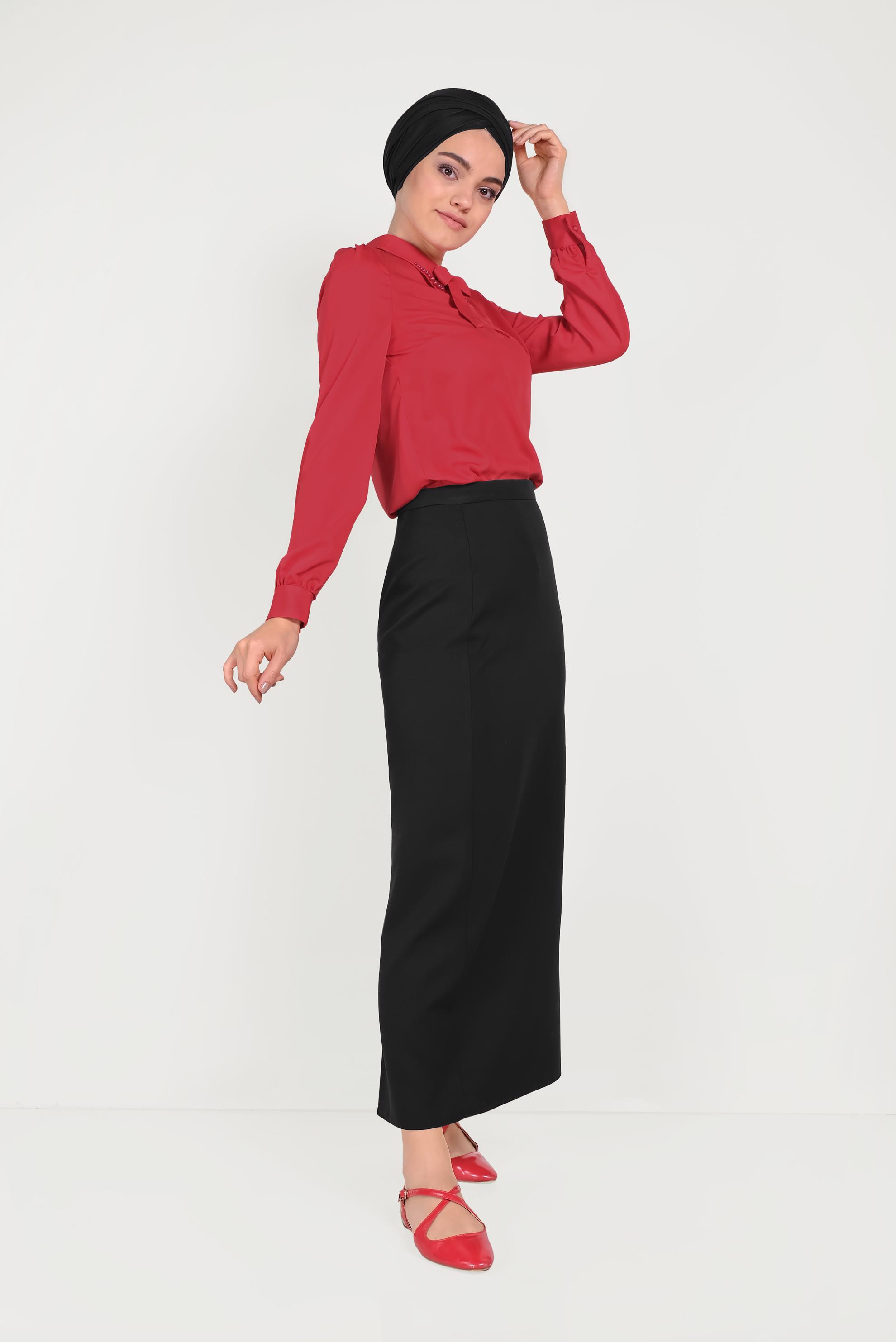 Tesettür giyim KIRMIZI YAKASI İNCİLİ BLUZ 40603