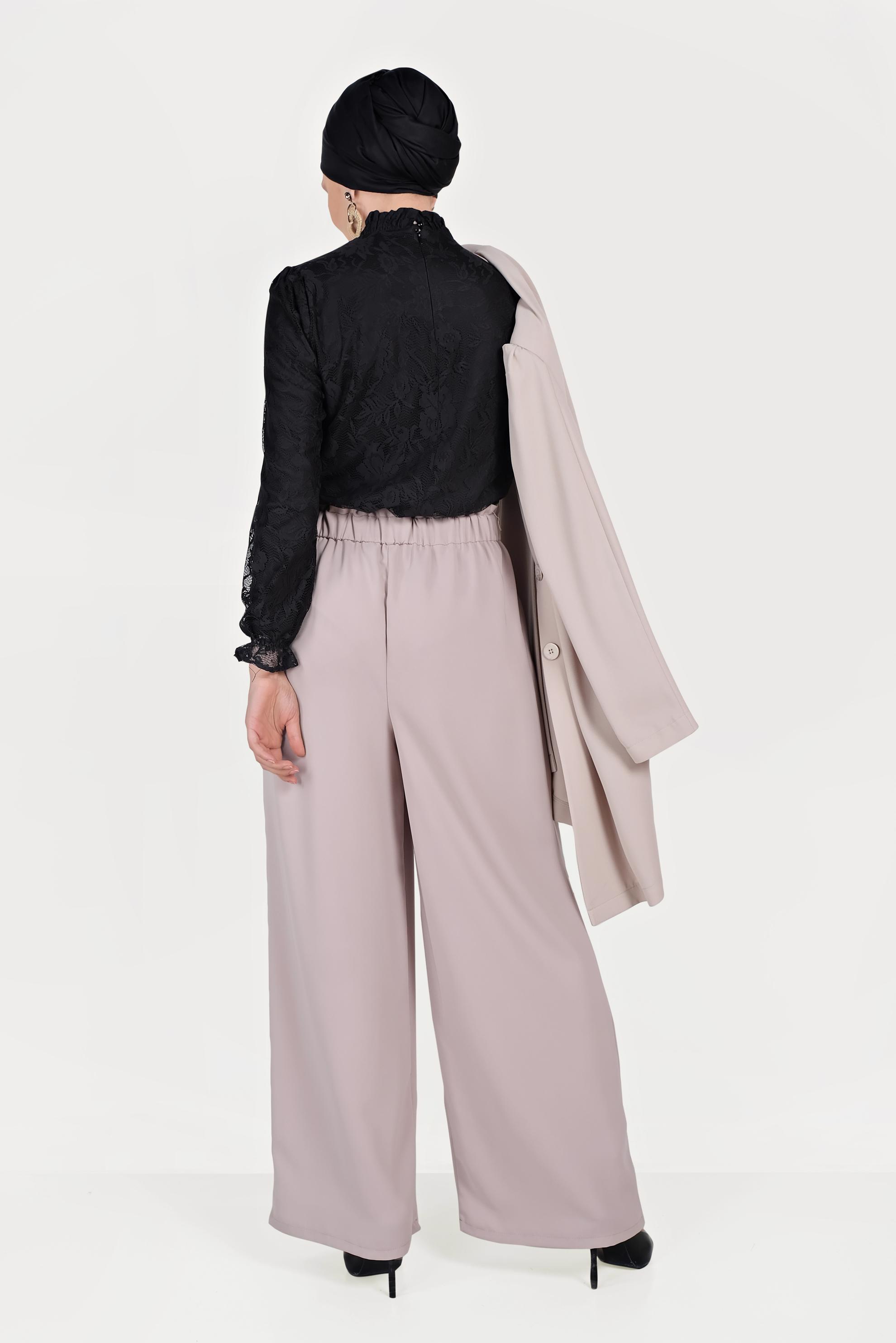 Tesettür giyim SİYAH MANŞETLERİ LASTİKLİ DANTELLİ BLUZ 40688 