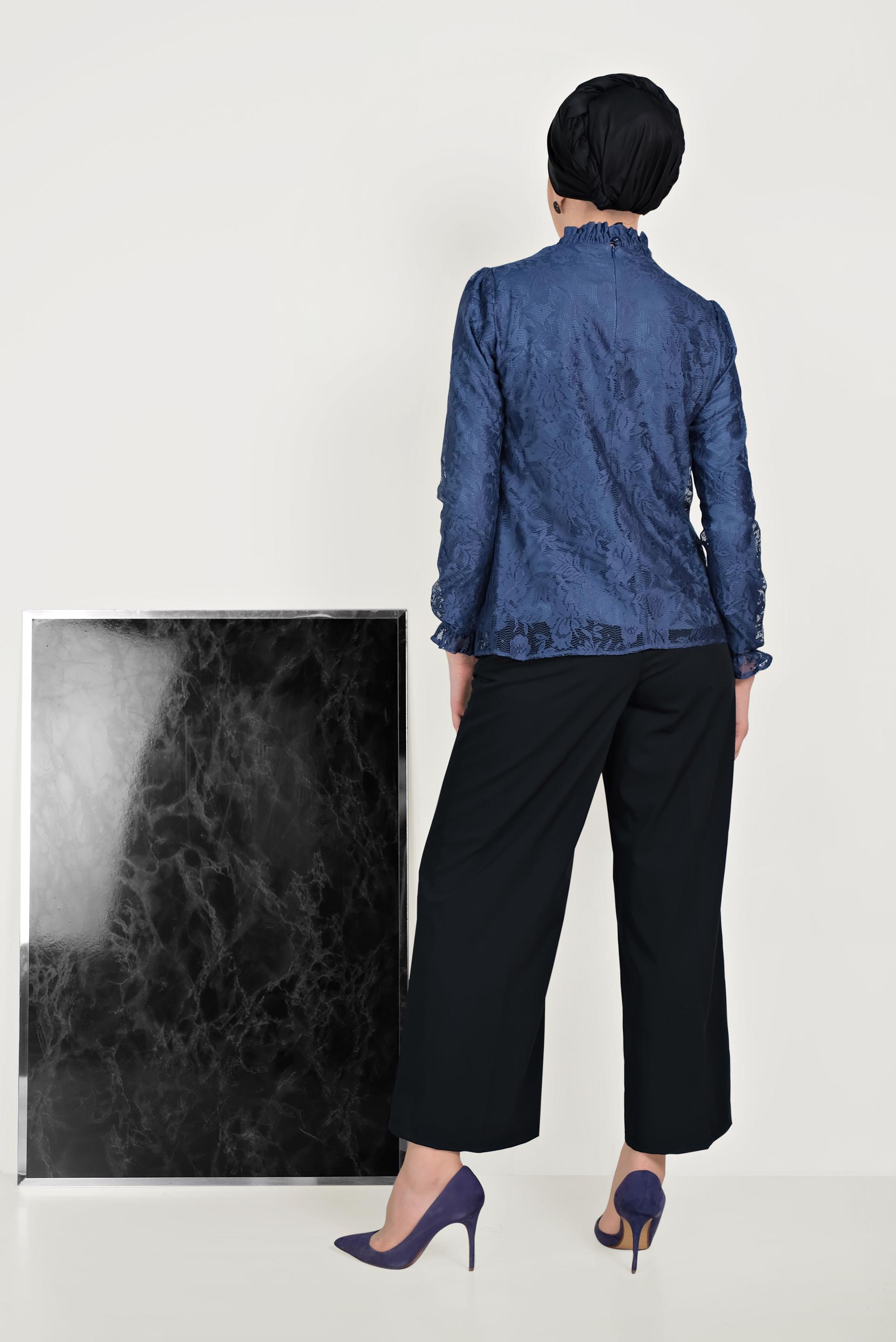 Tesettür giyim LACİVERT MANŞETLERİ LASTİKLİ DANTELLİ BLUZ 40688 