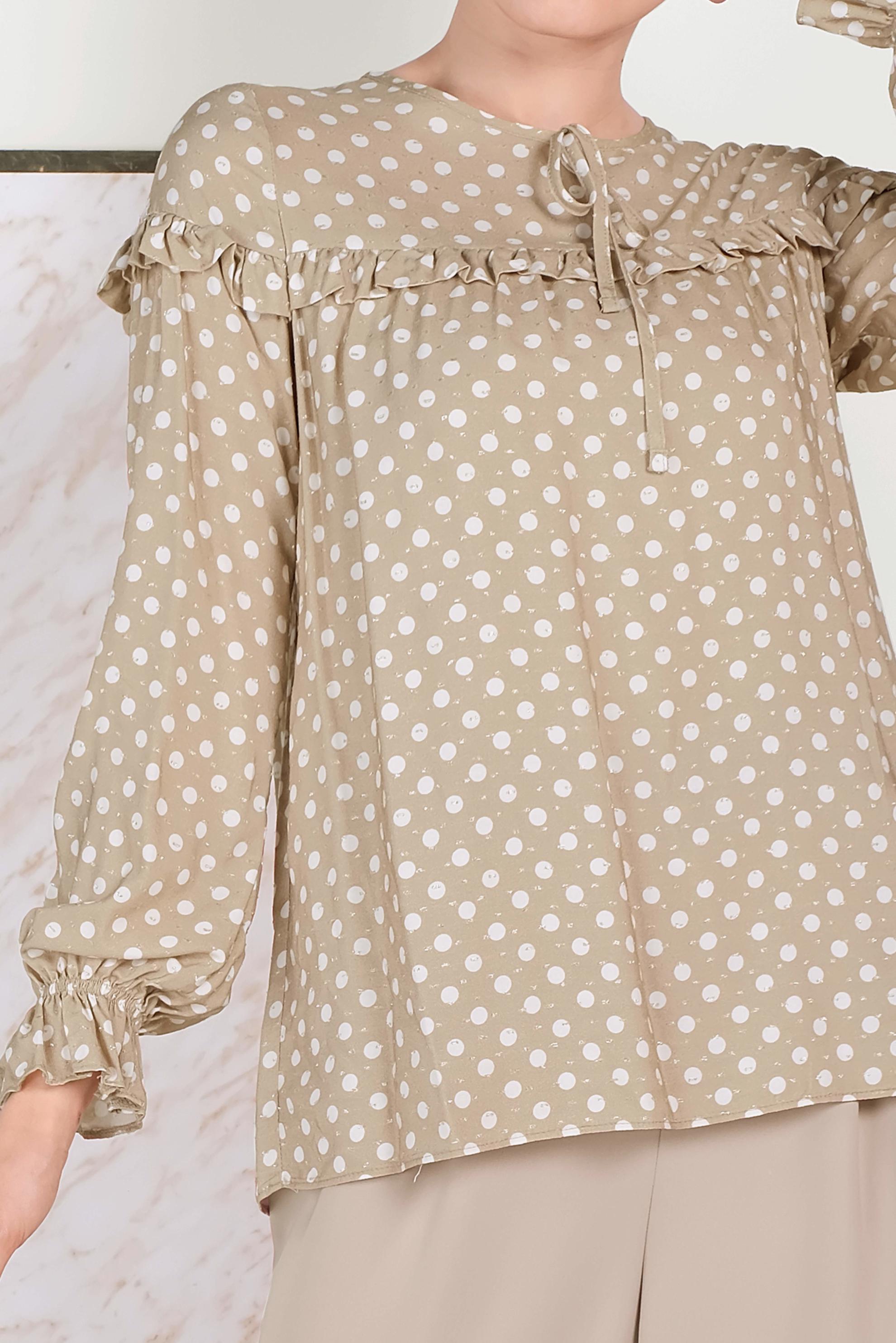 Tesettür giyim KAHVE PUANTİYE DESENLİ BLUZ 40689