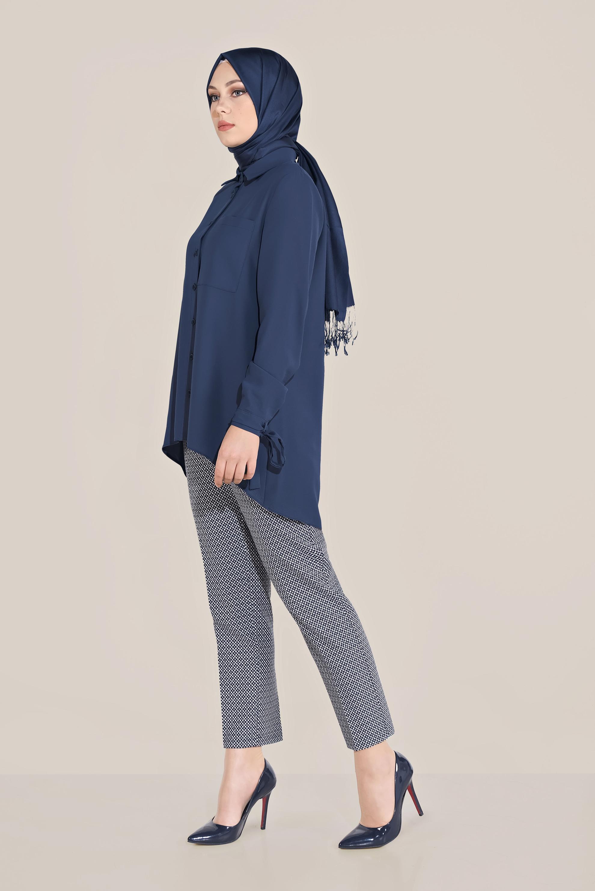 Tesettür giyim LACİVERT MANŞETLERİ BAĞLI DÜĞMELİ  BLUZ 40718 