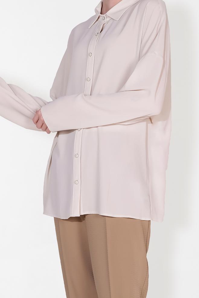 Tesettür giyim EKRU ÖNDEN DÜĞMELİ KLASİK BLUZ 4887	 - ALVİNA