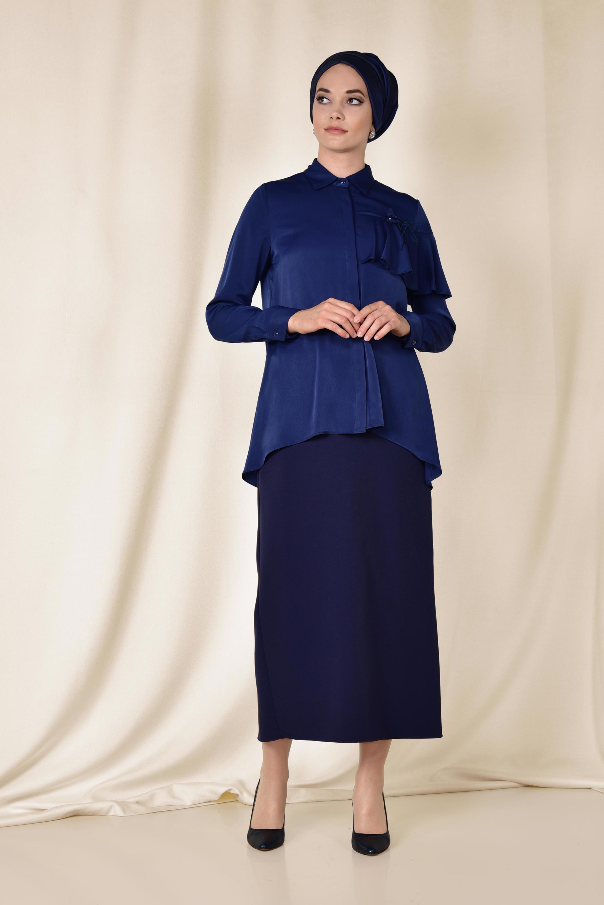 Tesettür giyim LACİVERT VOLAN DETAYLI BLUZ 4917
