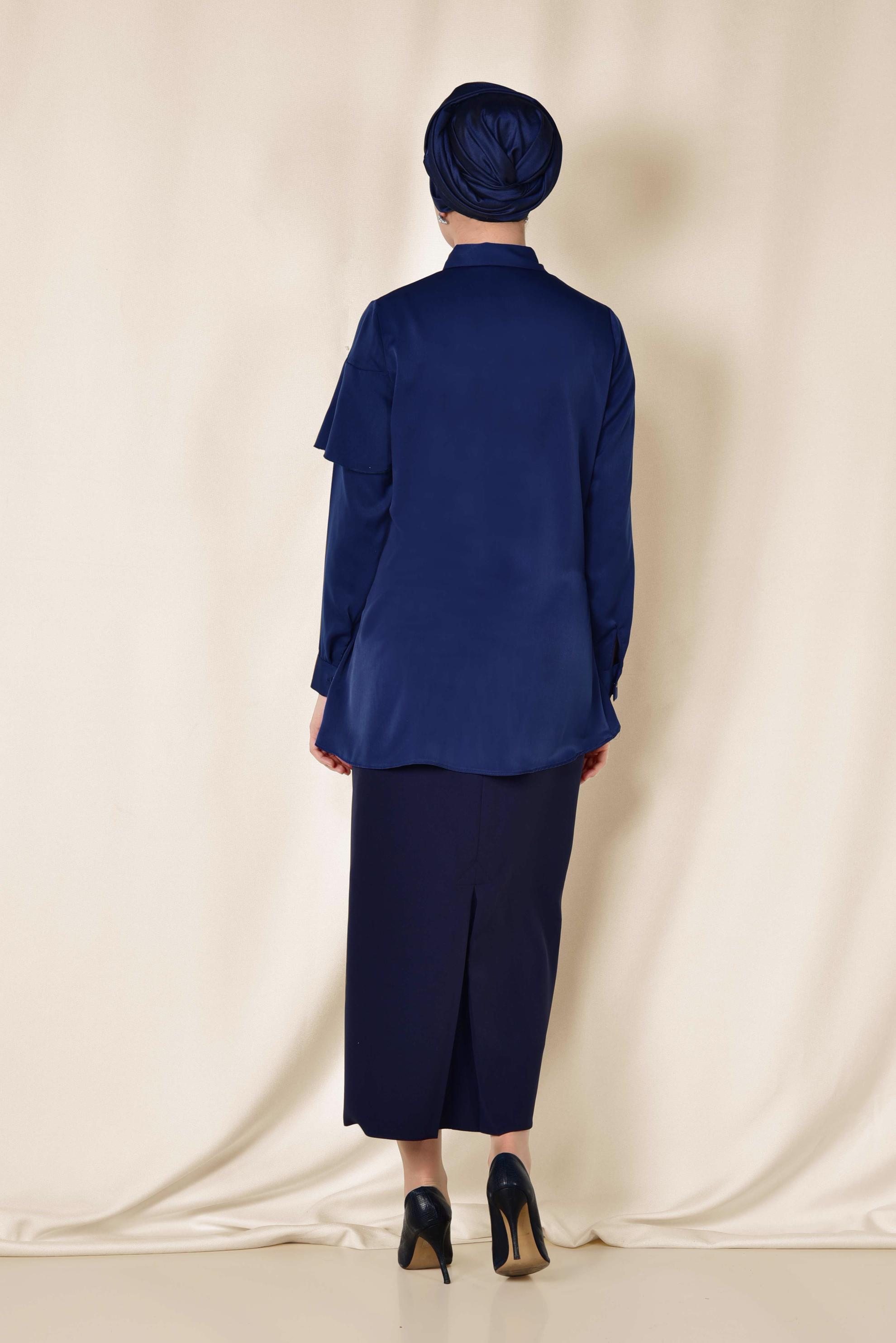 Tesettür giyim LACİVERT VOLAN DETAYLI BLUZ 4917