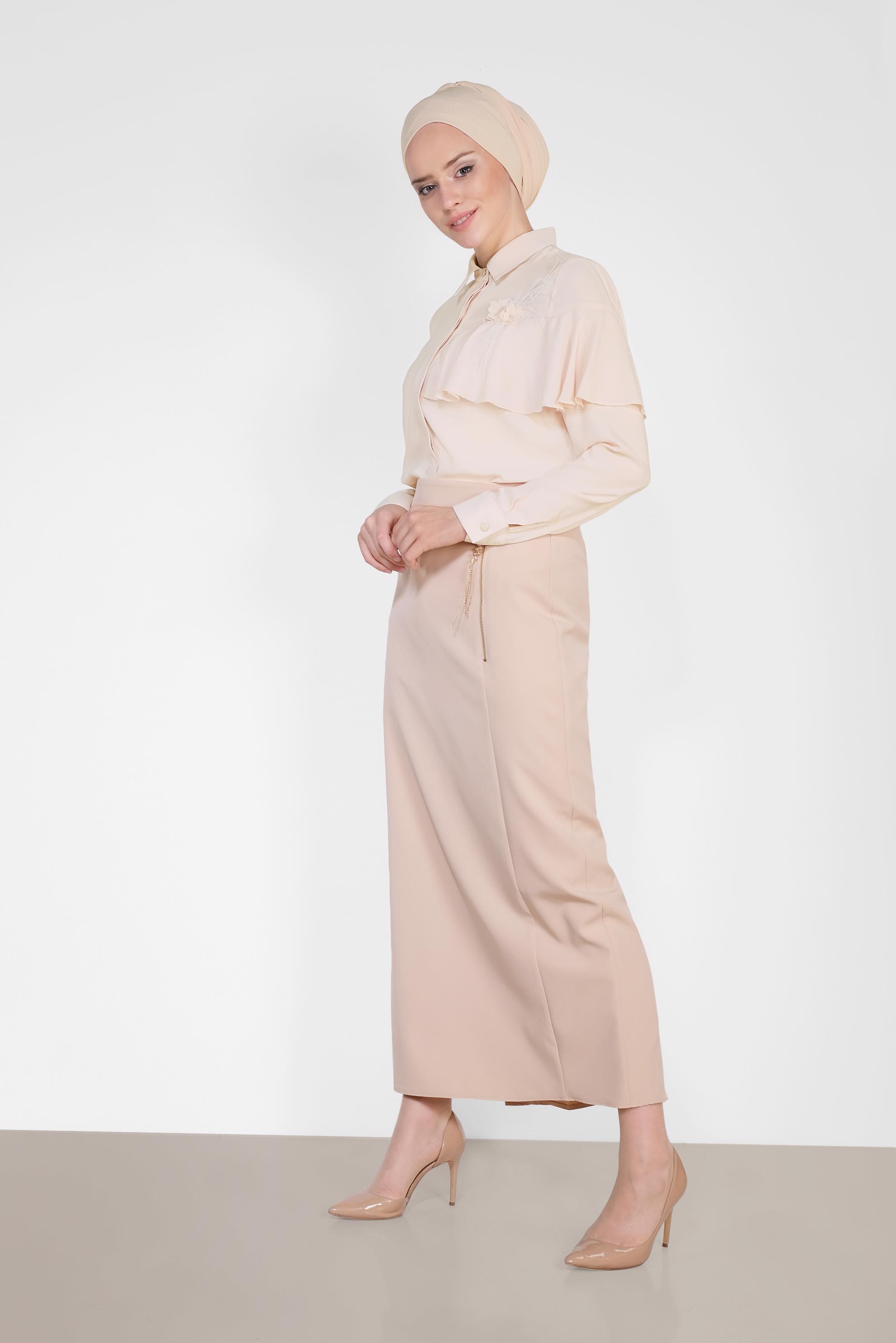 Tesettür giyim EKRU VOLAN DETAYLI BLUZ 4917