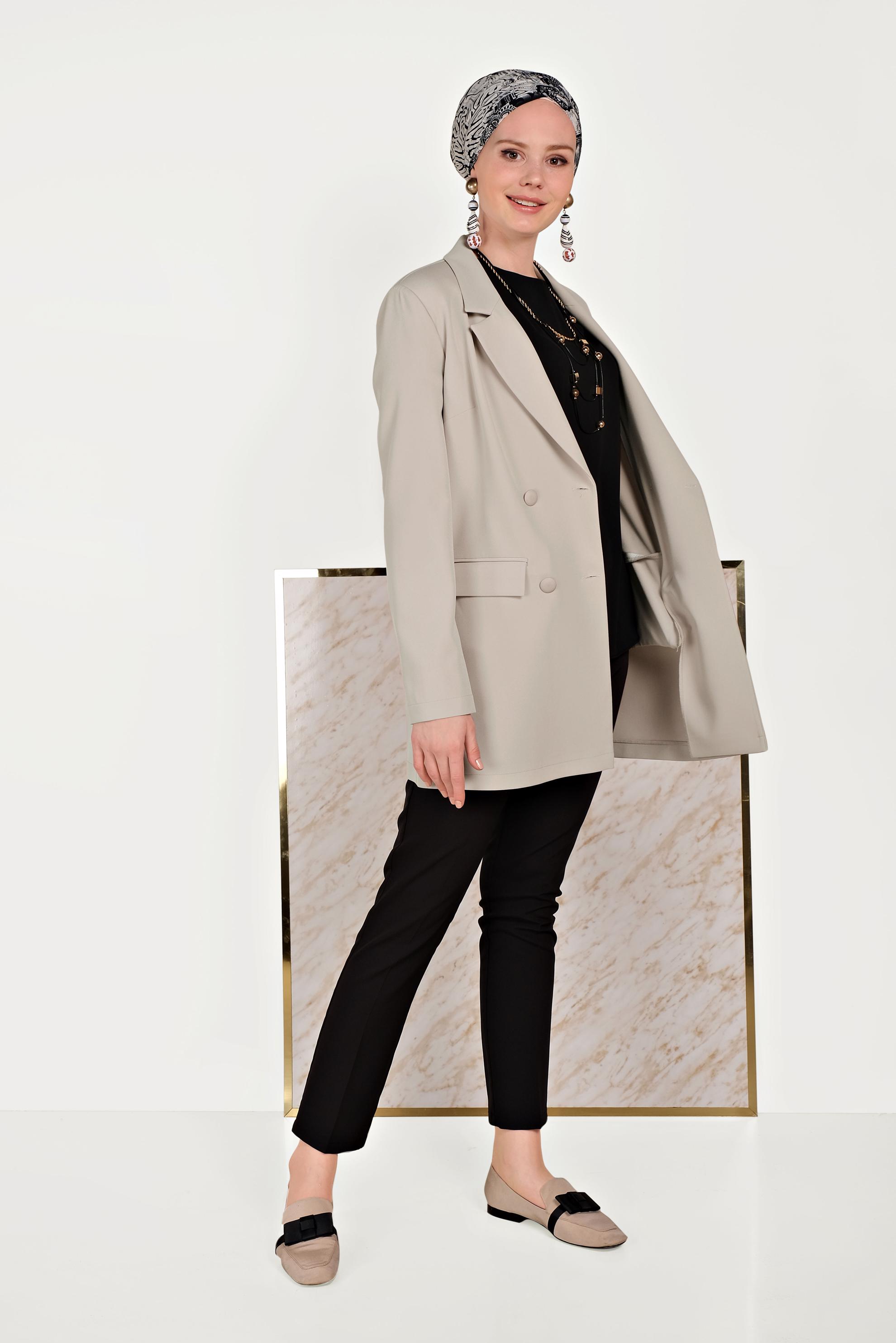 Tesettür giyim BEJ KRUVAZE DÜĞMELİ CEKET 40557