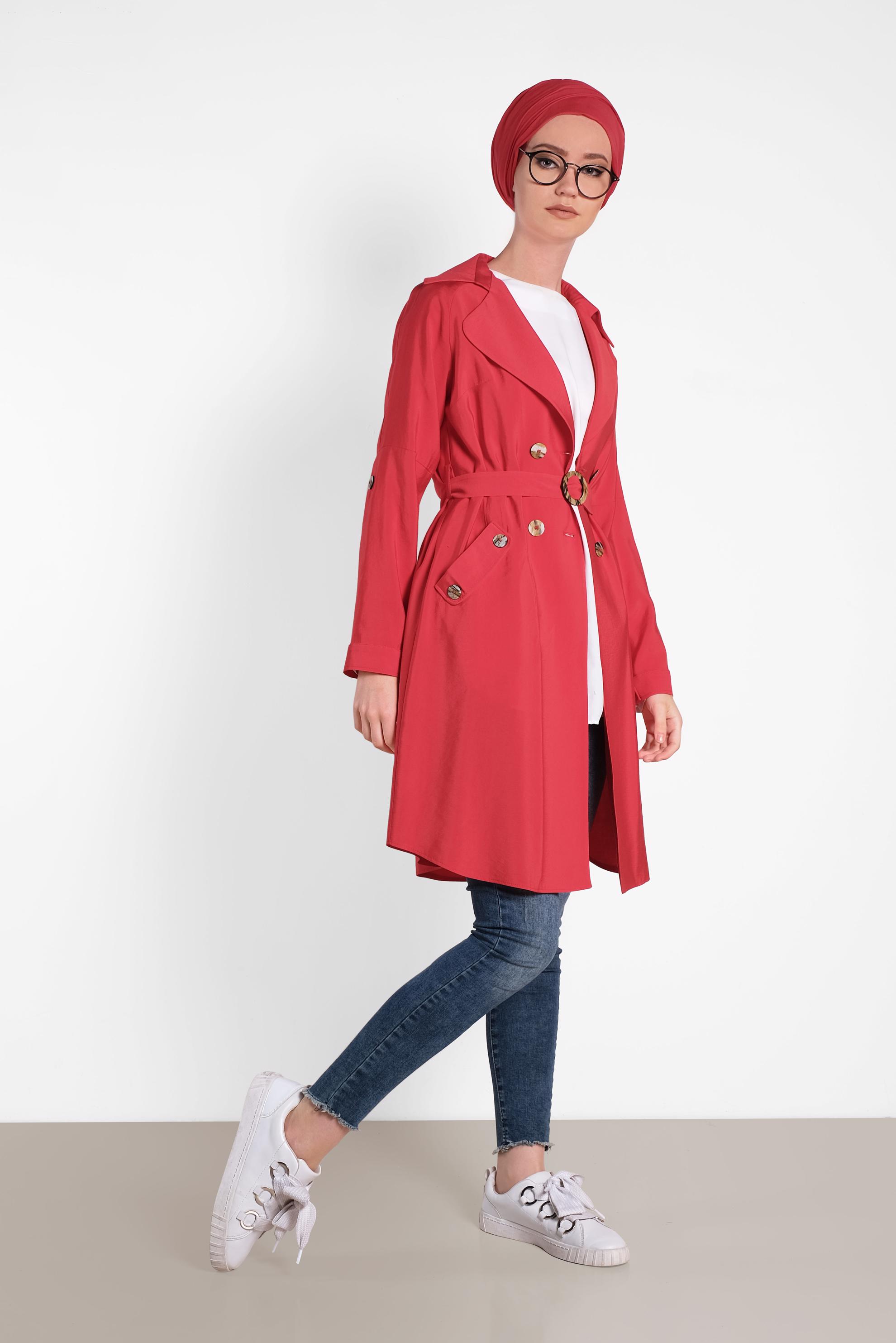 Tesettür giyim KIRMIZI KRUVAZE YAKA OMUZLARI VOLANLI CEKET 4057