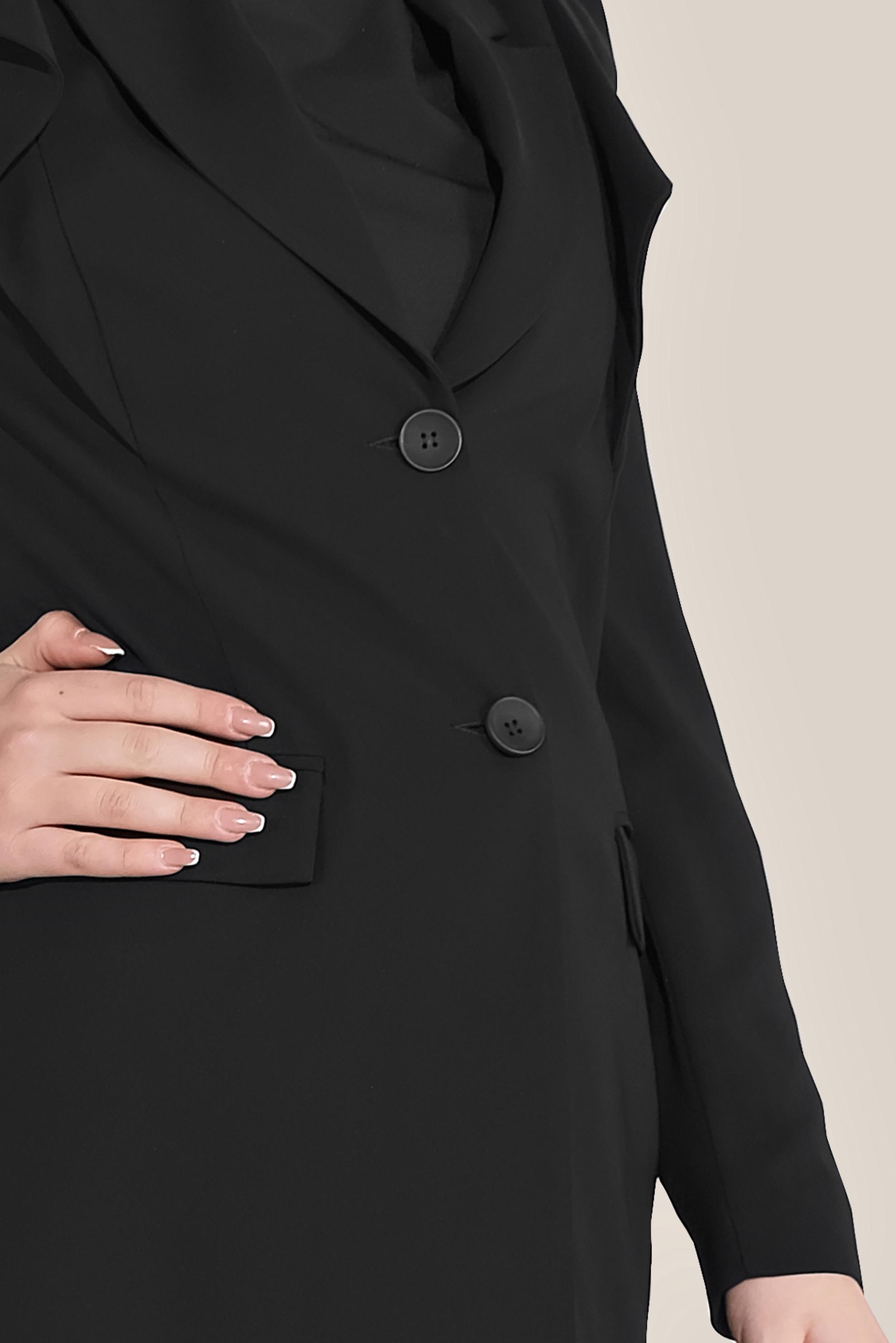 Tesettür giyim SİYAH  KRUVAZE YAKA OMUZLARI VOLANLI CEKET 40579 