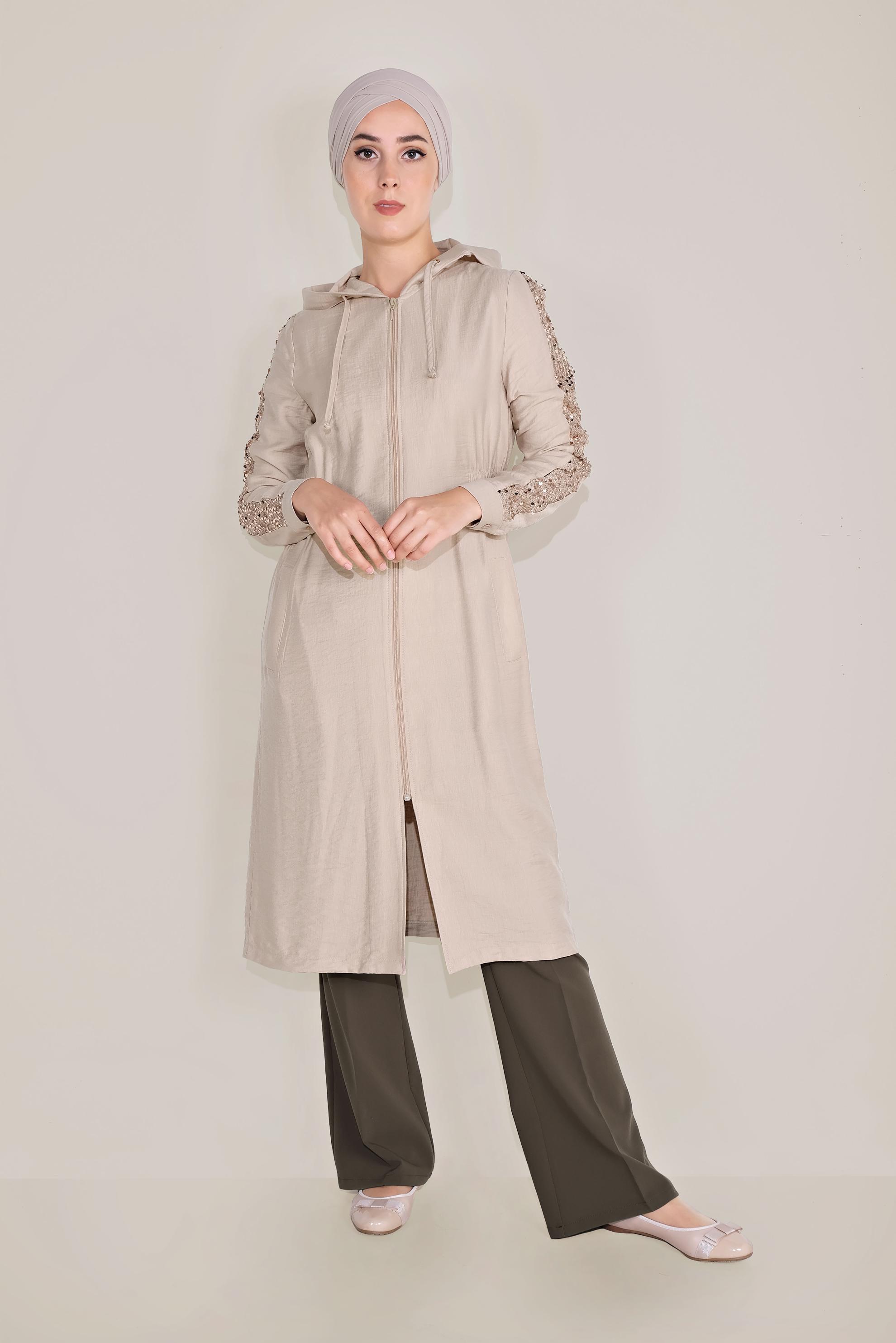 Tesettür giyim BEJ PUL PAYET KOL DETAYLI KAPÜŞONLU GİY ÇIK 40641 